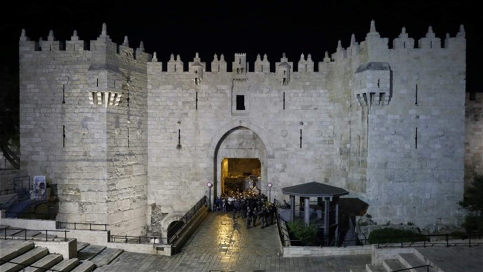 جرح اسرائيليين في عملية طعن في القدس