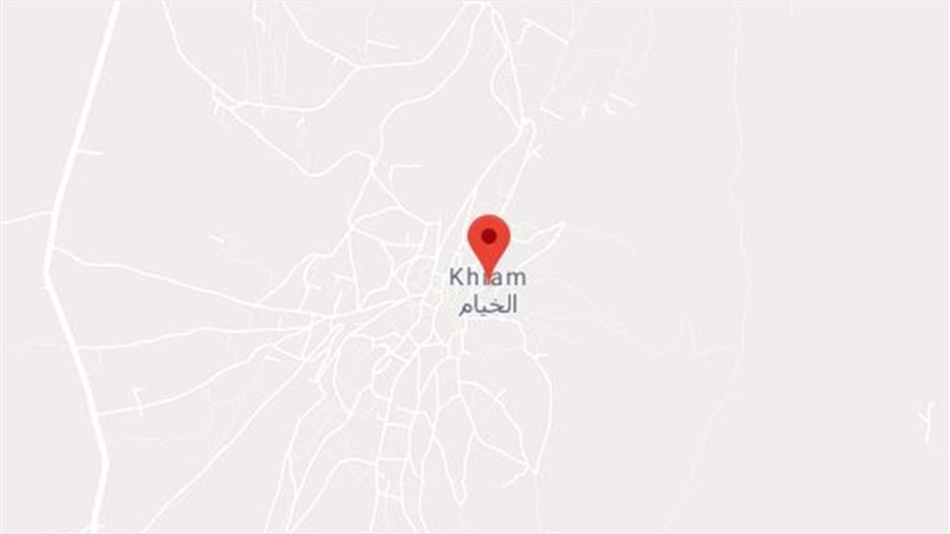 أب وابنه في حال حرجة نتيجة تضاربهما بآلات حادة في الخيام (صورة)