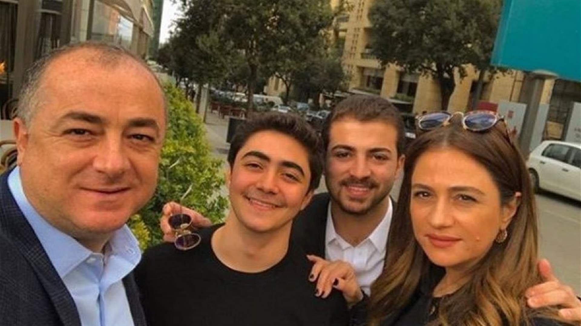 الياس بو صعب يُعبّر عن فخره بتخرج ابنه وينشر هذا الفيديو