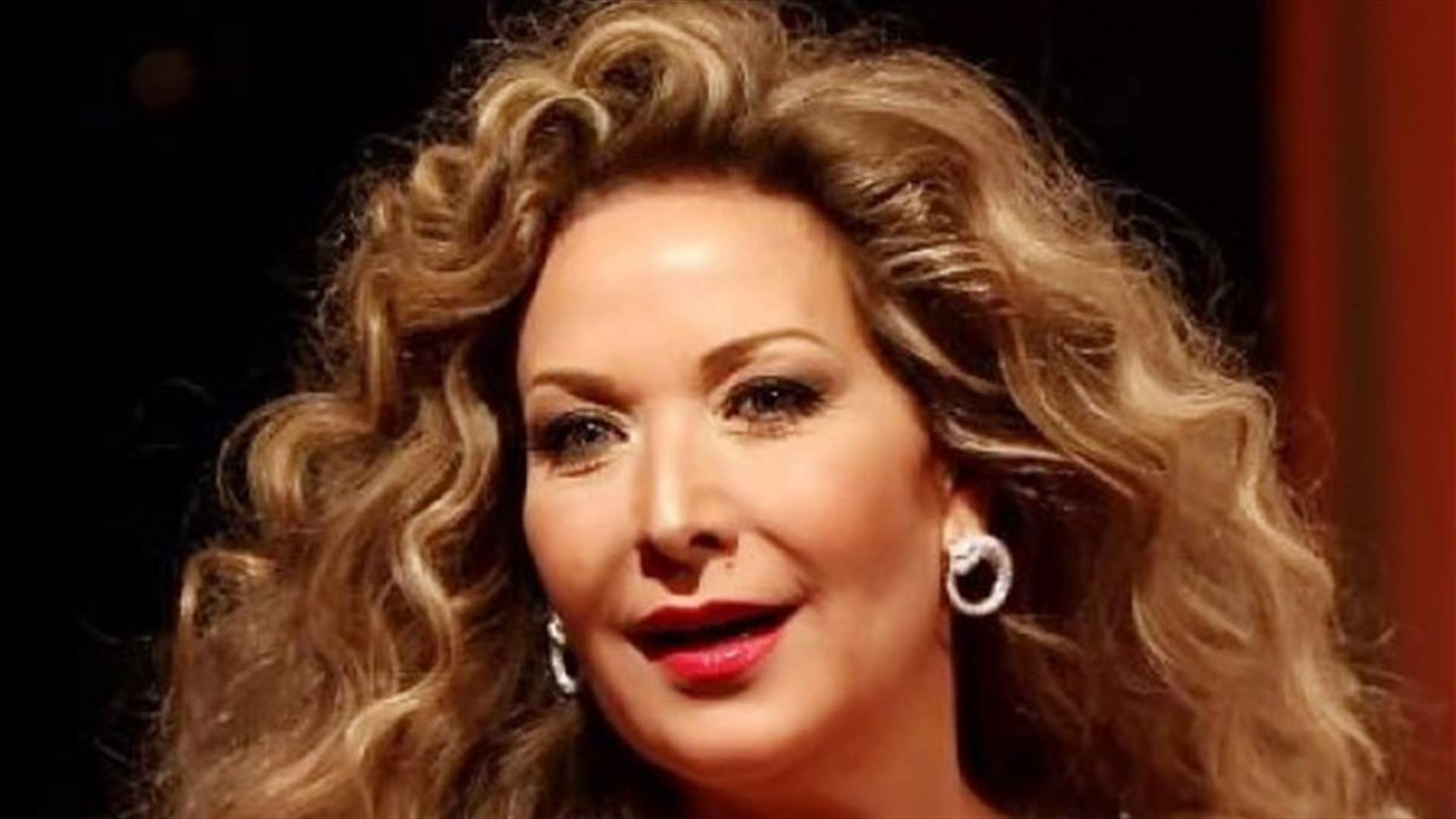 هل ضربت رغدة الممثل سمير صبري؟