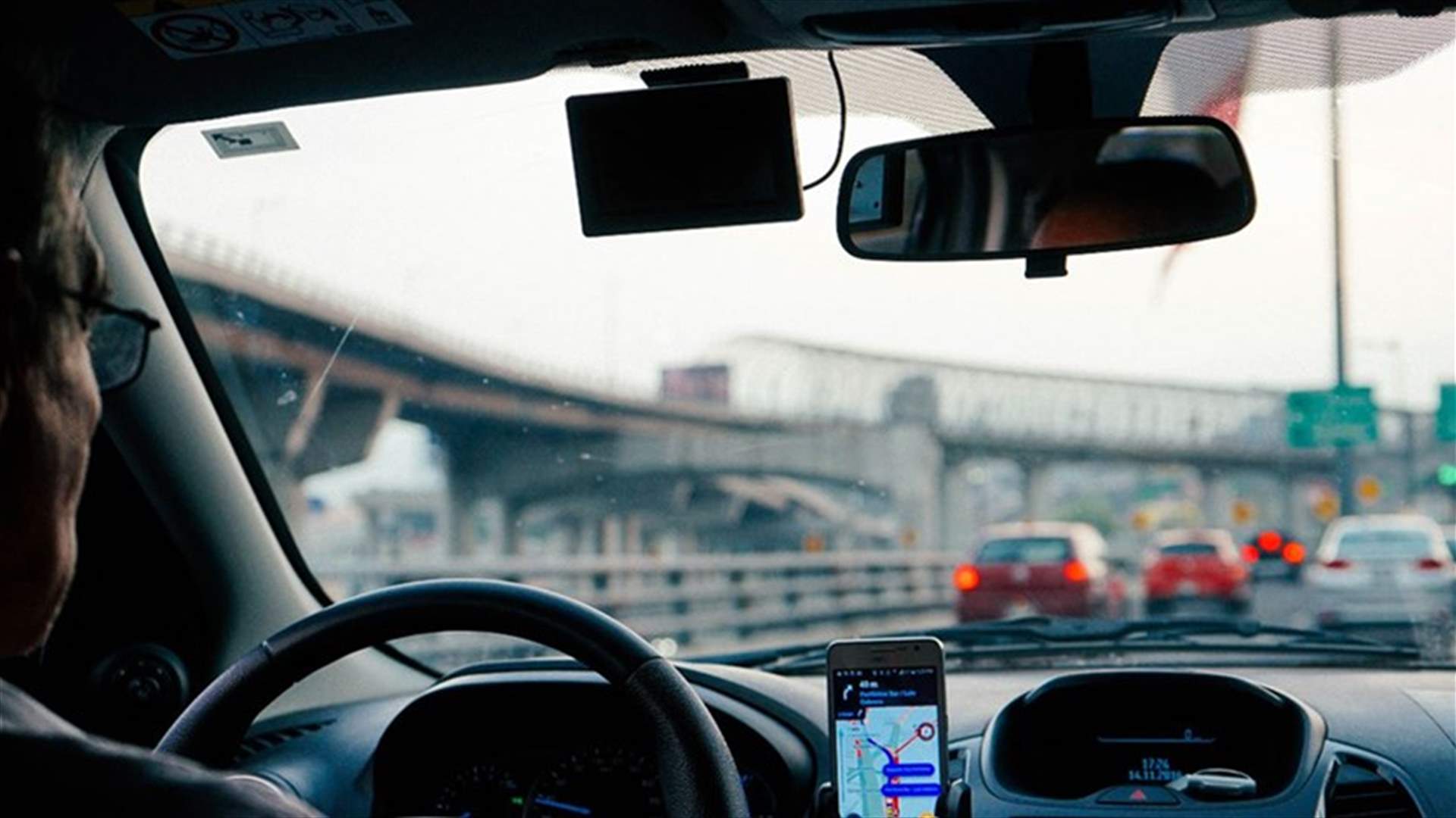 أنجبت طفلها داخل سيارة "أوبر"... فما الاسم الذي سيحمله المولود؟