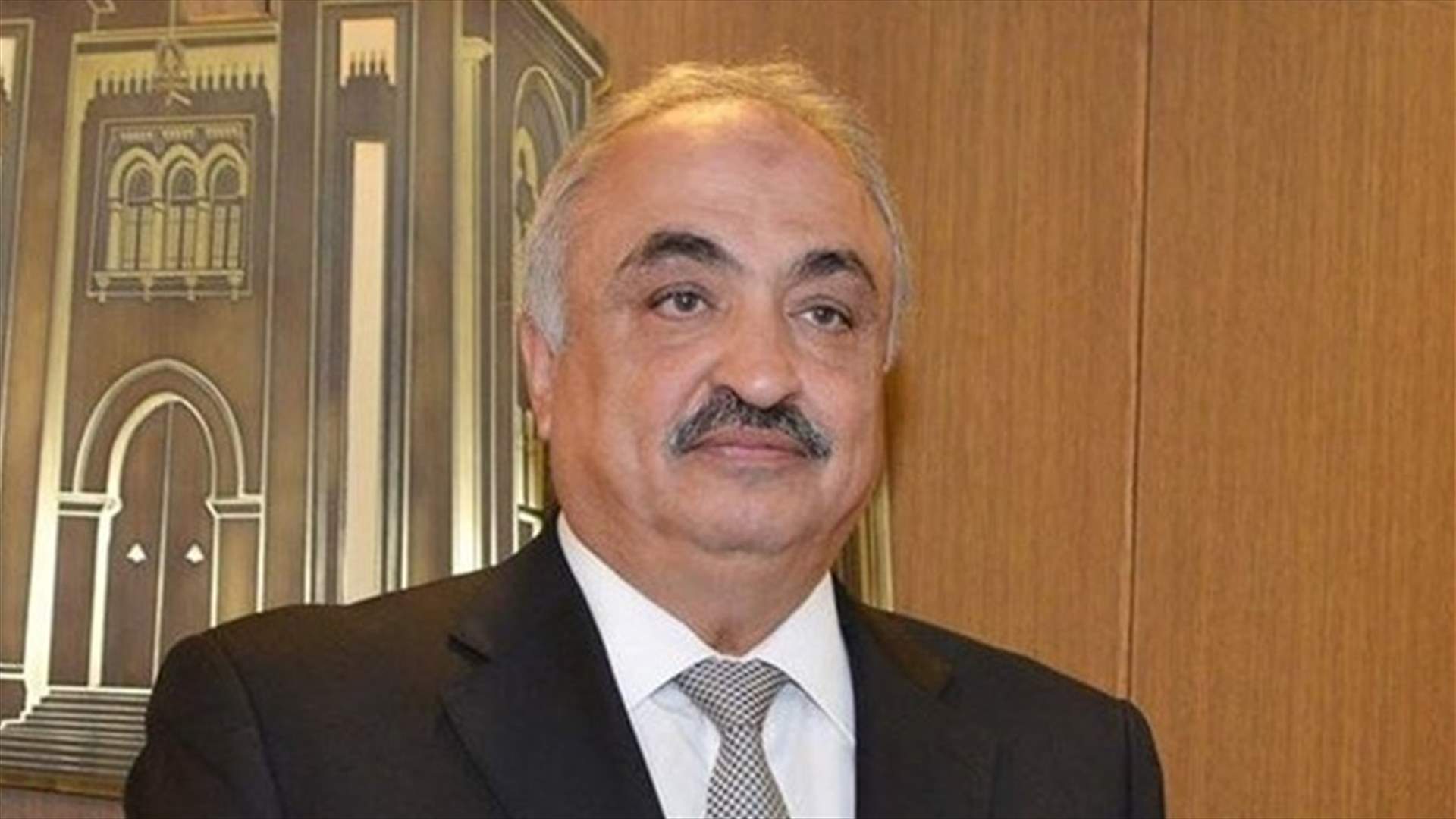الحجار يحذر من مغبة نقل محول كهرباء من معمل الجية