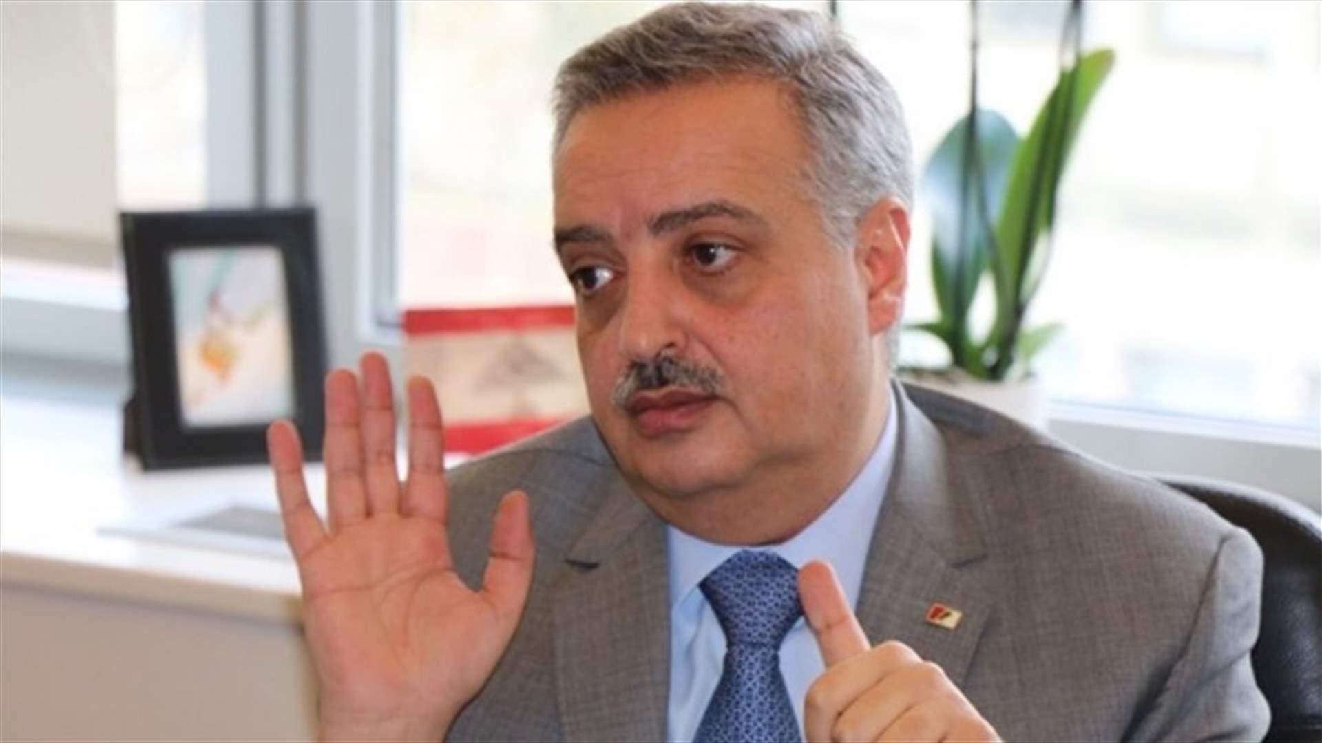 سلسلة تغريدات لطلال ارسلان... ماذا جاء فيها؟