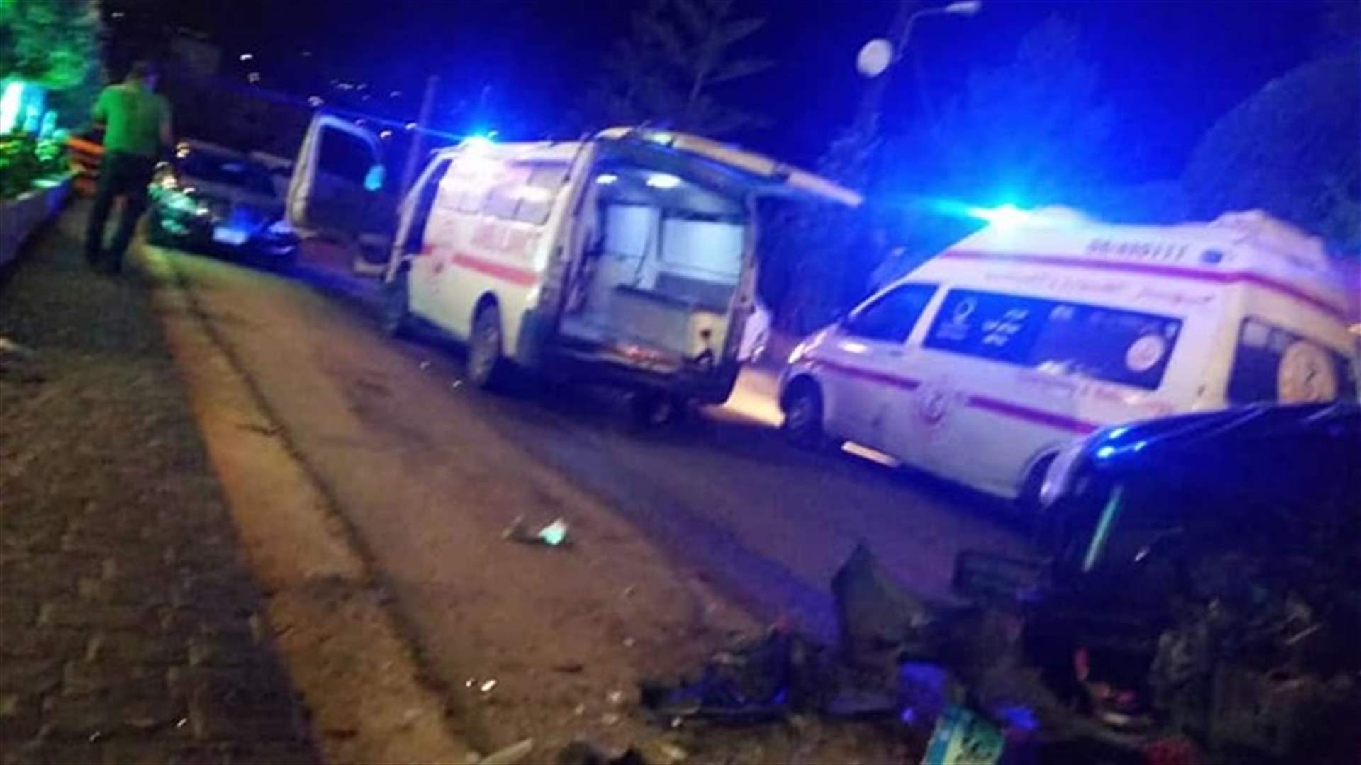 جرحى بينهم اطفال اثر حادث سير في بلدة بخعون