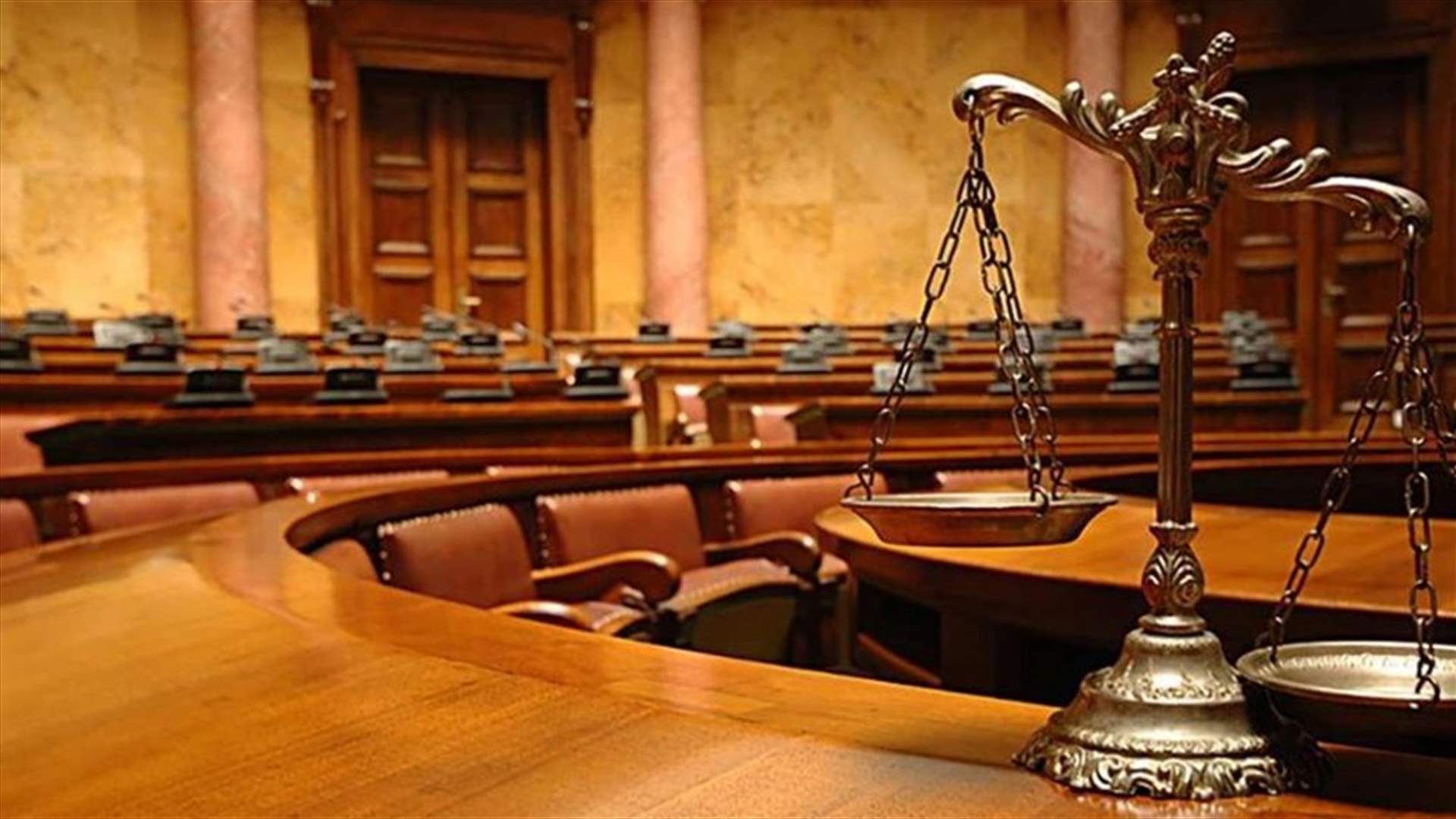 قرار اتهامي بحق 3 سوريين لاستغلالهم قصرا في التسول