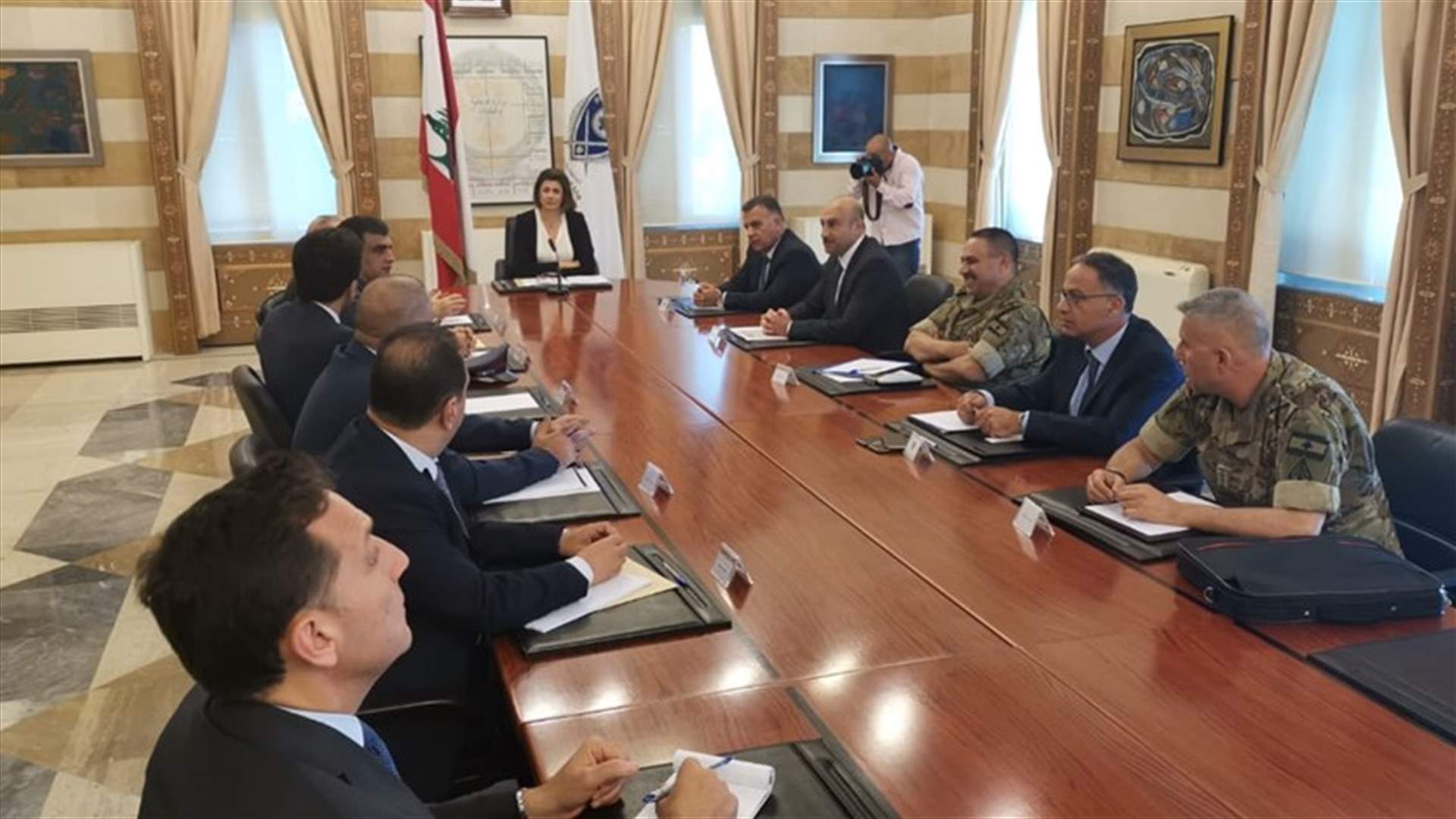 اجتماع استثنائي لمجلس الامن المركزي برئاسة وزيرة الداخلية ريا الحسن لبحث تداعيات العملية الإرهابية في #طرابلس ليلة عيد الفطر