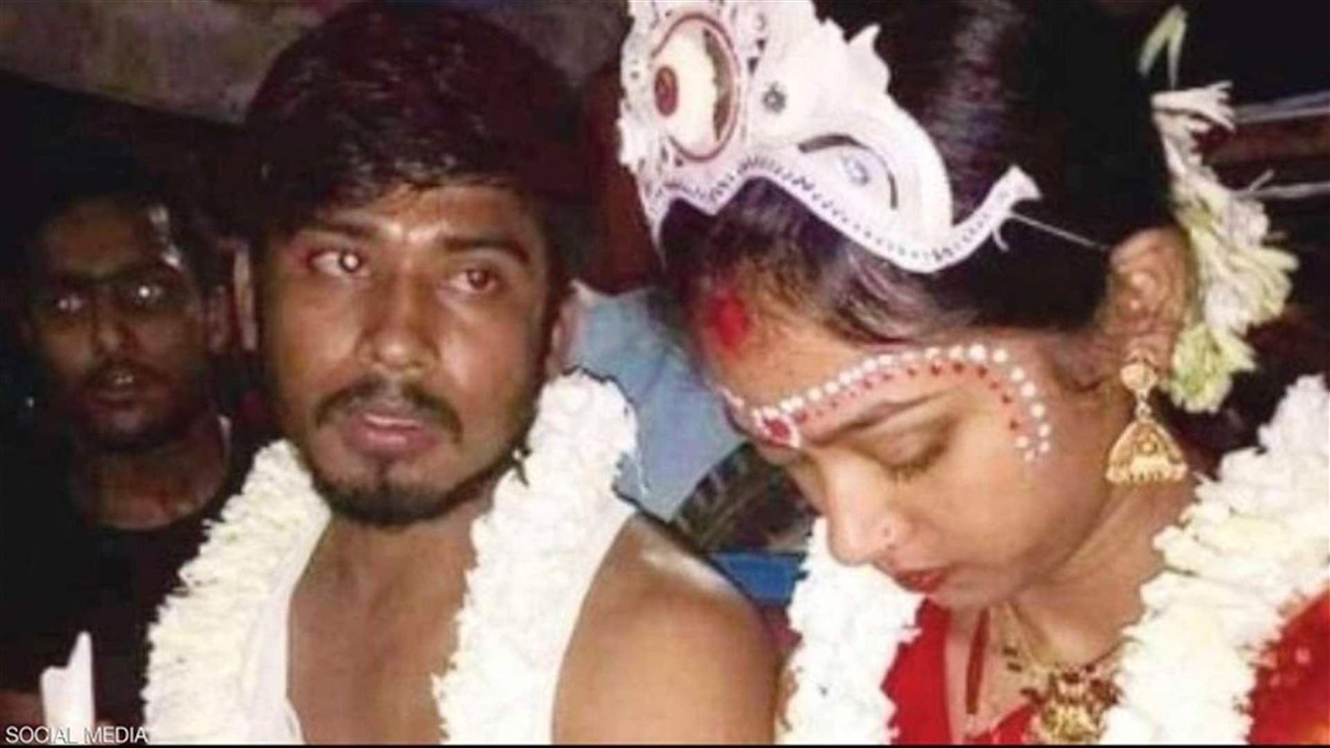 اعترض على زواج حبيبته من رجل آخر بطريقة صادمة... إليكم ما فعله
