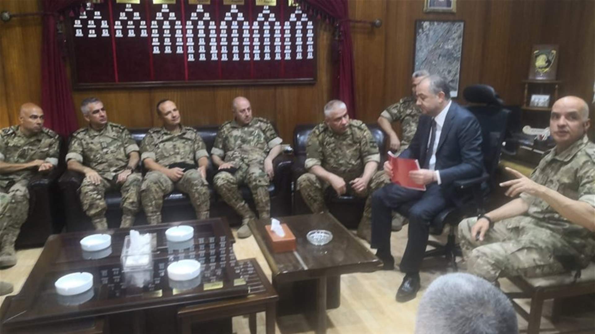بو صعب للضباط في قيادة منطقة الشمال: لا نريد لمعنوياتكم أن تتأثر بما يجري في السياسة
