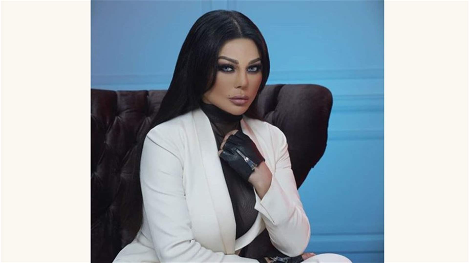 محبو هيفاء وهبي يطلبون إضاءة الشموع على نية نجمتهم المفضلة! (صور)
