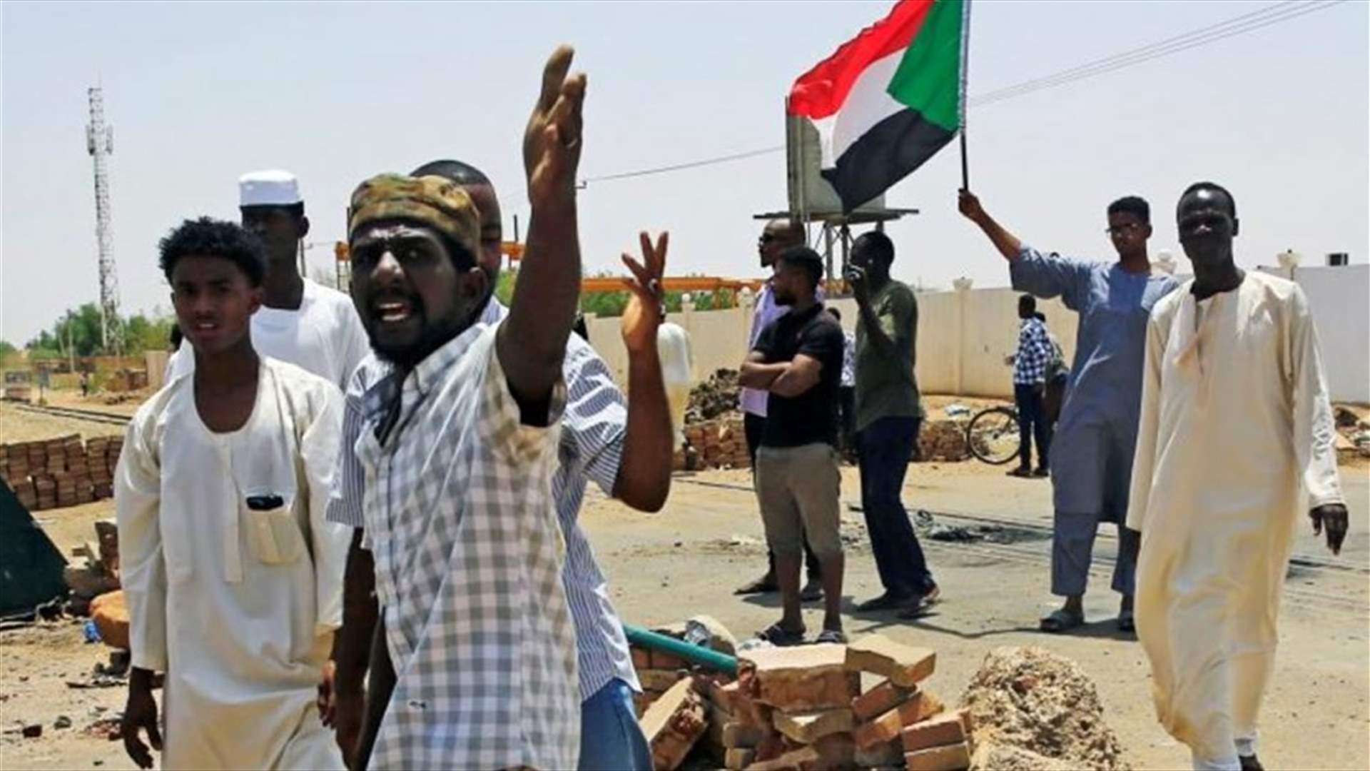مقتل ثلاثة أشخاص بالخرطوم في أول أيام العصيان المدني