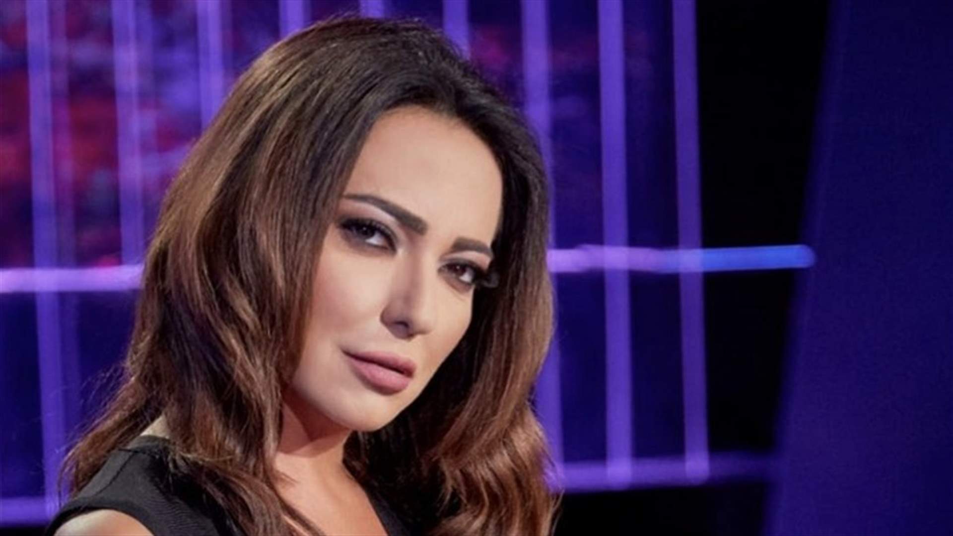 أمل عرفة تُعلن إعتزالها: أشعر بالقرف