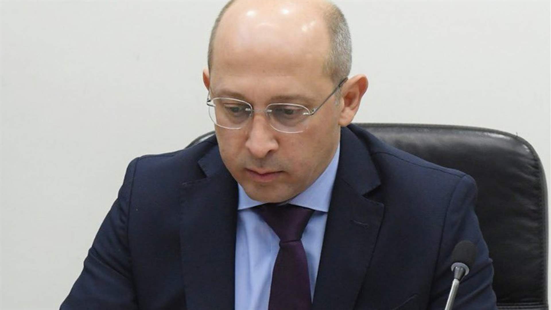 آلان عون  لـ"الشرق الأوسط": إذا لم يعجبهم دور النواب فليقفلوا المجلس وتصدر الموازنة عن الحكومة