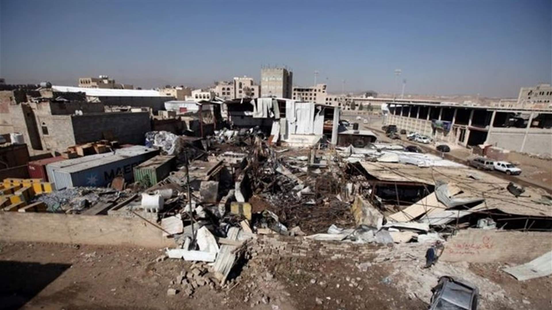 التلفزيون السعودي: قوات التحالف تستهدف مواقع عسكرية للحوثيين في صنعاء