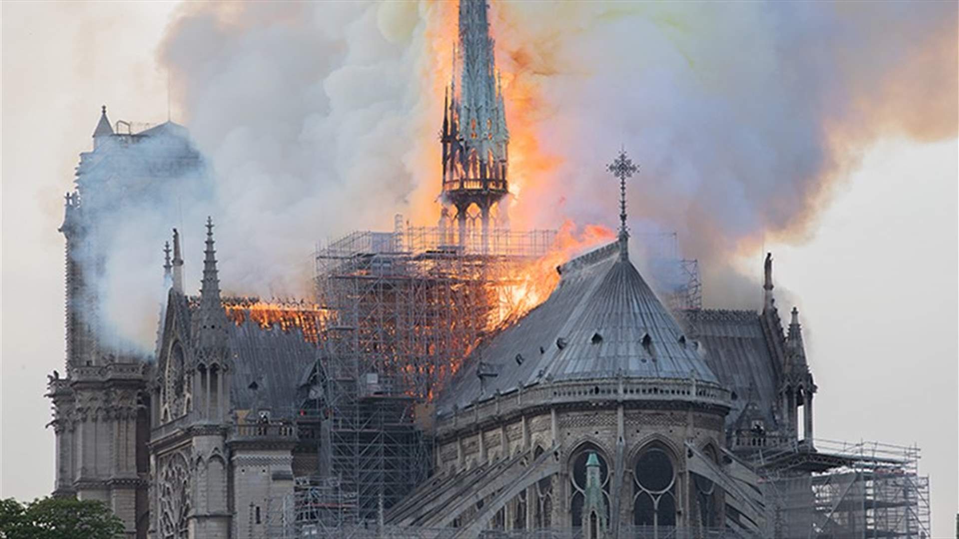 بعد شهرين على الحريق... إحياء أول قداس في كاتدرائية نوتردام بباريس