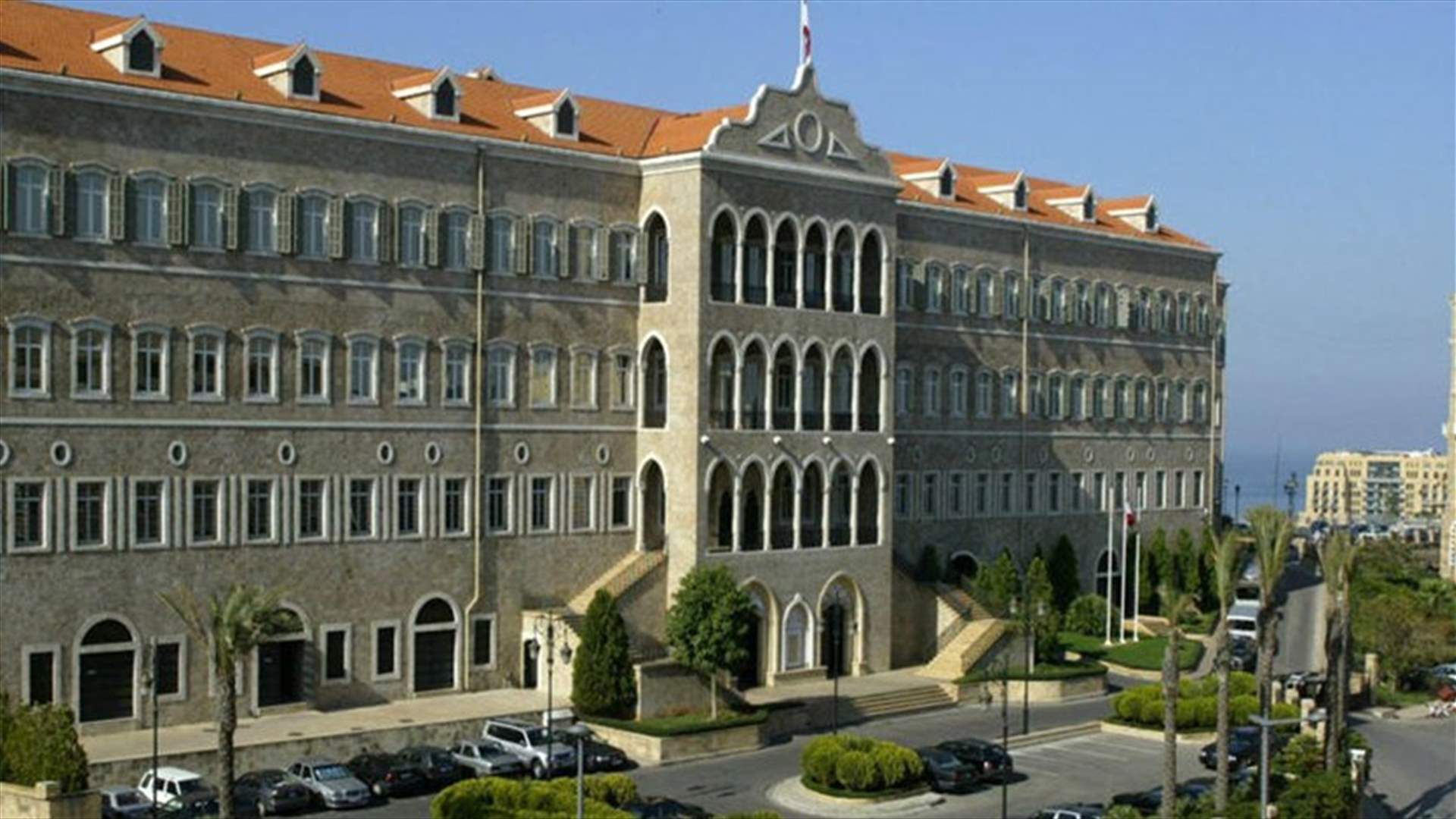 ملف التعيينات سيُطرح "سلة واحدة" بالحكومة... والتوتر سينتقل إلى ضفة القوات اللبنانية (الشرق الأوسط)