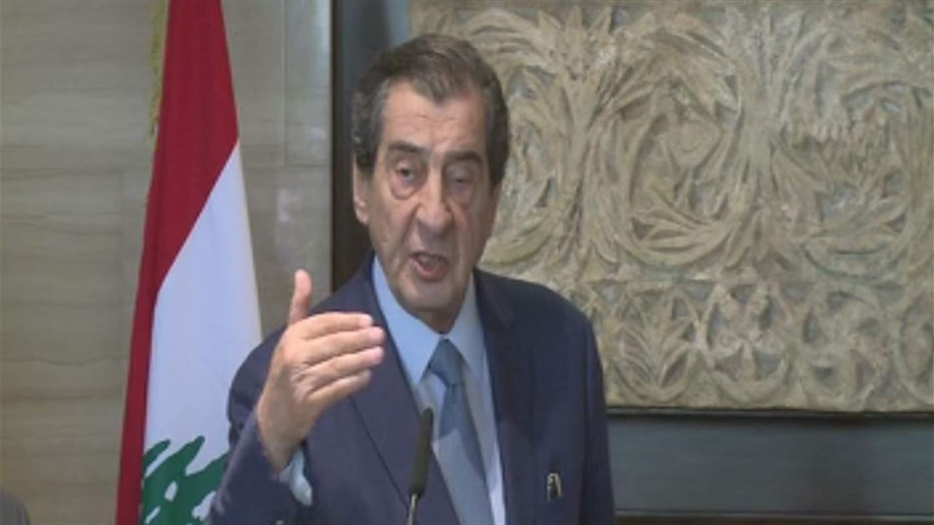الفرزلي: الرئيس بري راضٍ عن المسار الذي تسلكه الموازنة