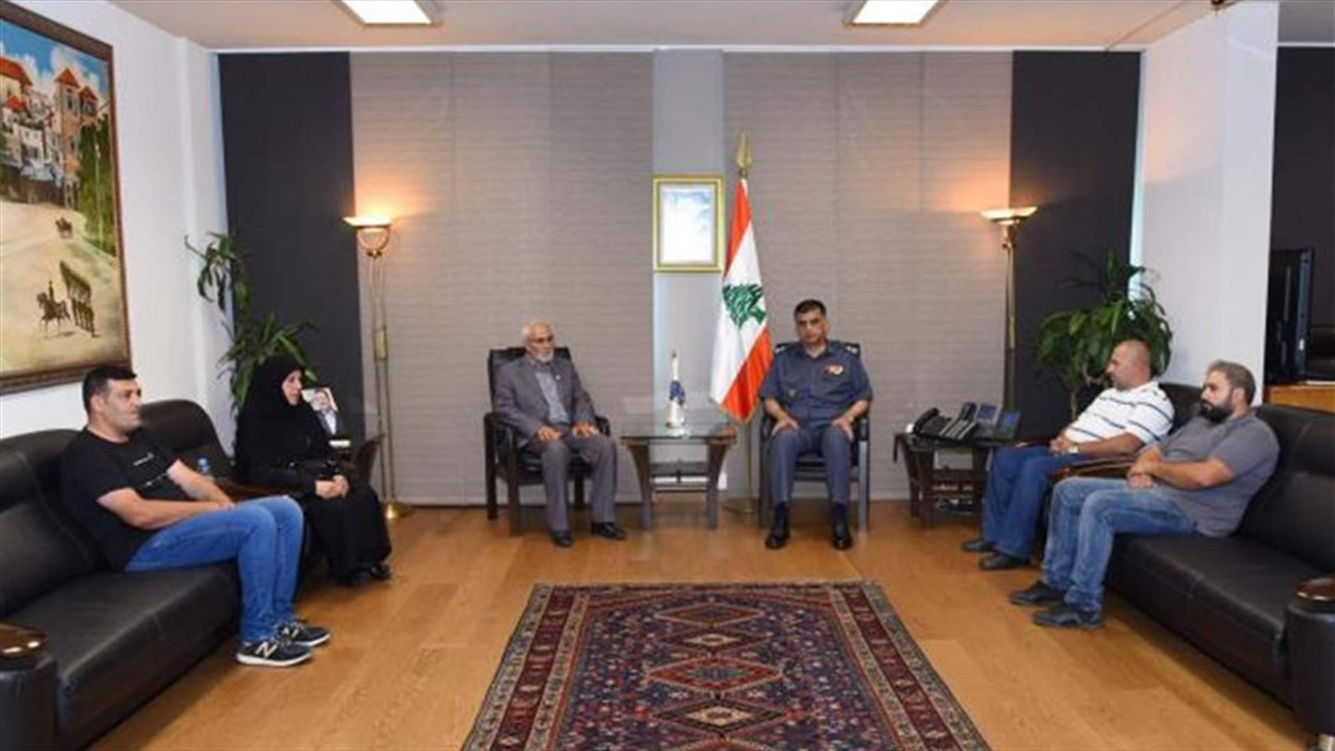 اللواء عثمان استقبل عائلة العريف الشهيد يوسف فرج
