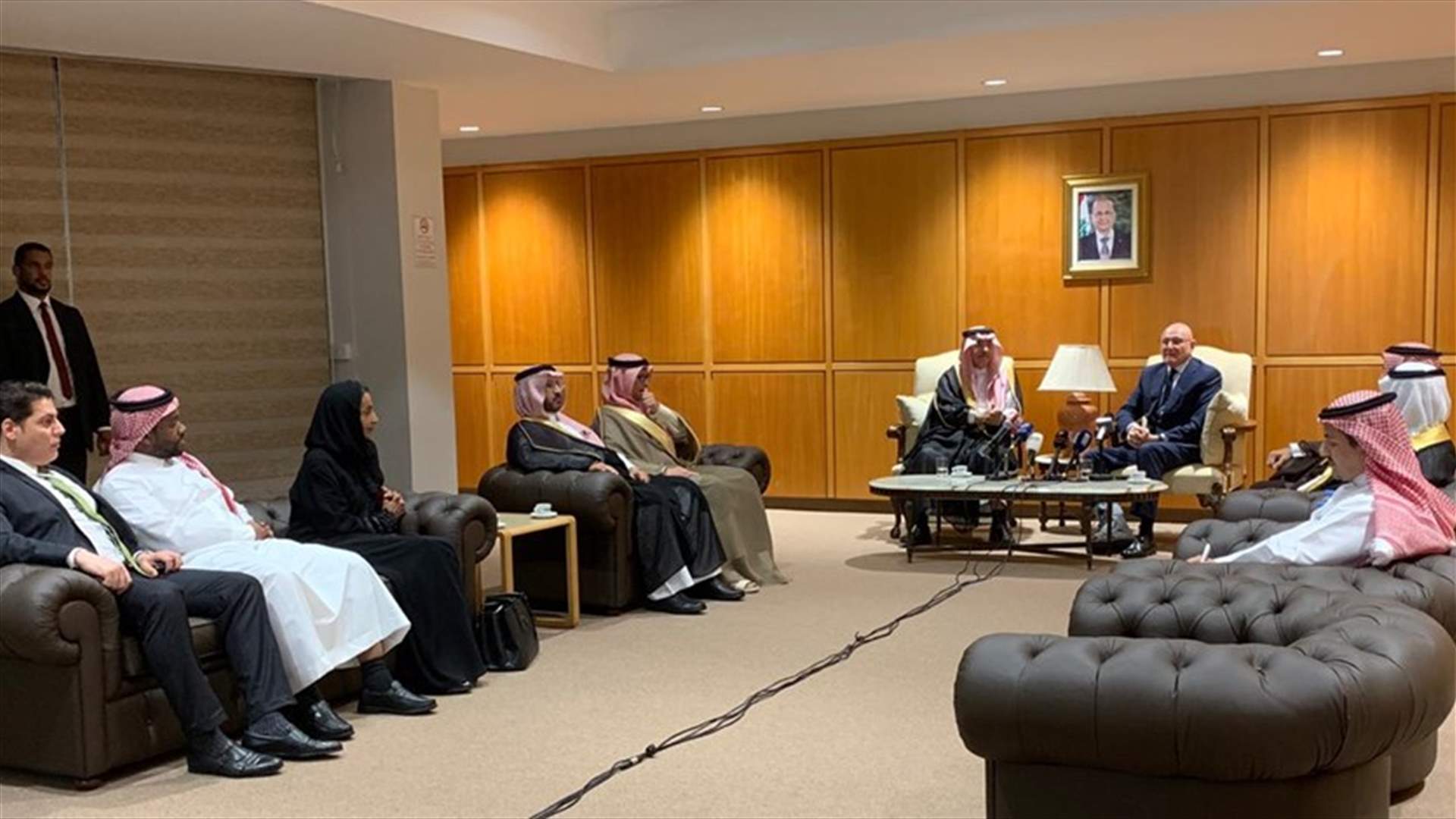 وفد من مجلس الشورى السعودي في بيروت بزيارة هي الاولى من نوعها (صور)