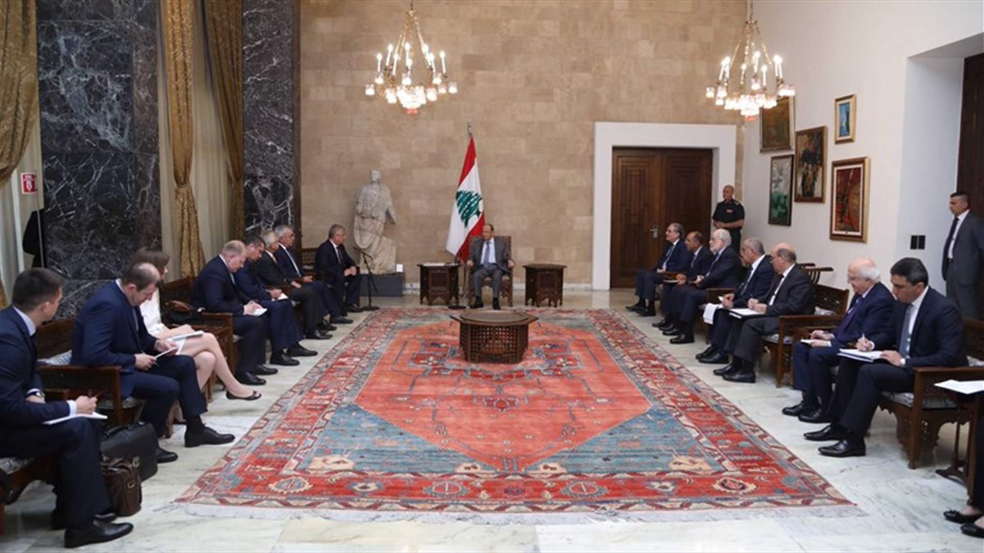 الموفد الرئاسي الروسي نقل الى عون دعوة لحضور اجتماع استانا...