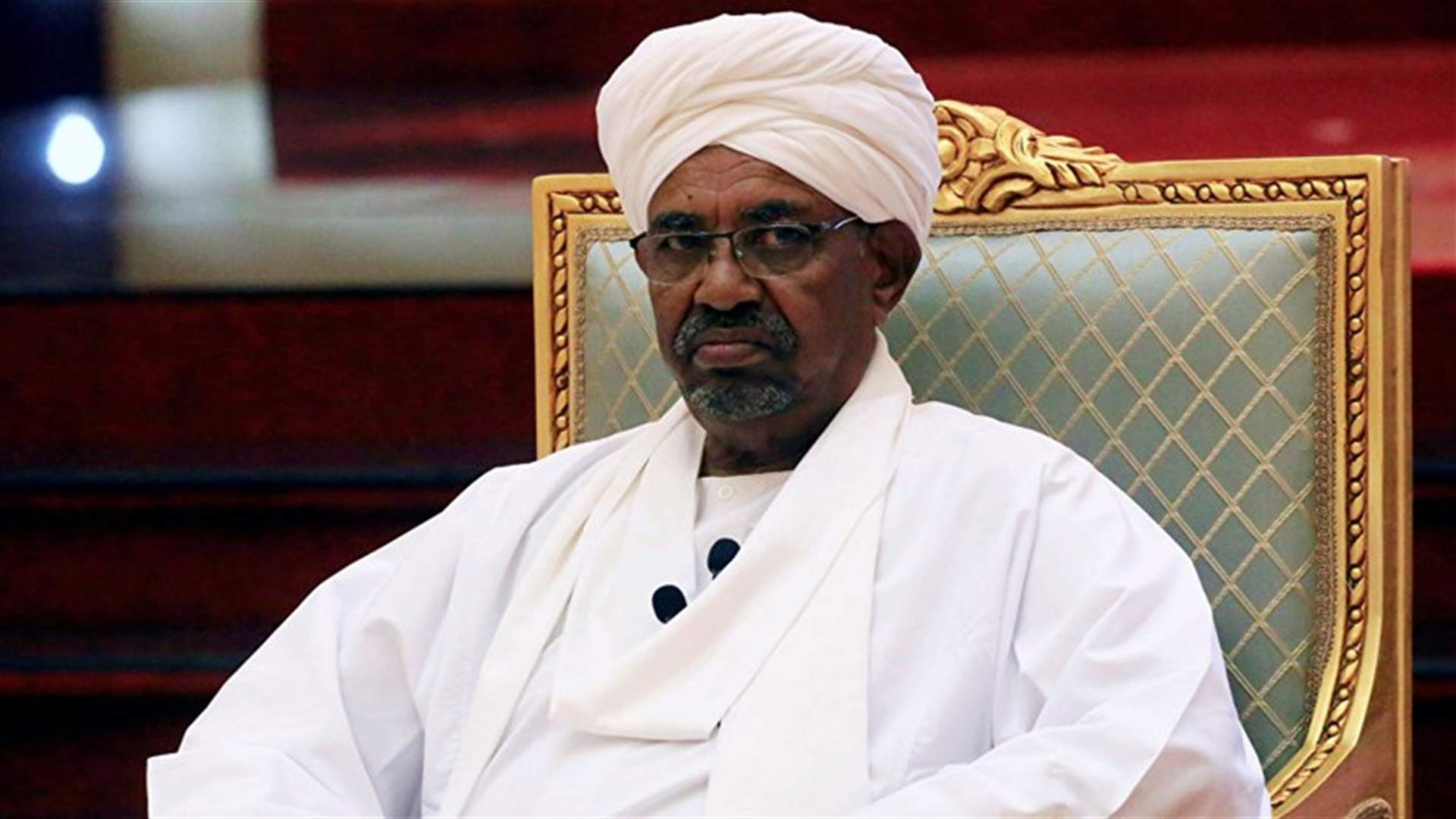 مدعية المحكمة الجنائية تطالب بإحالة البشير على القضاء الدولي