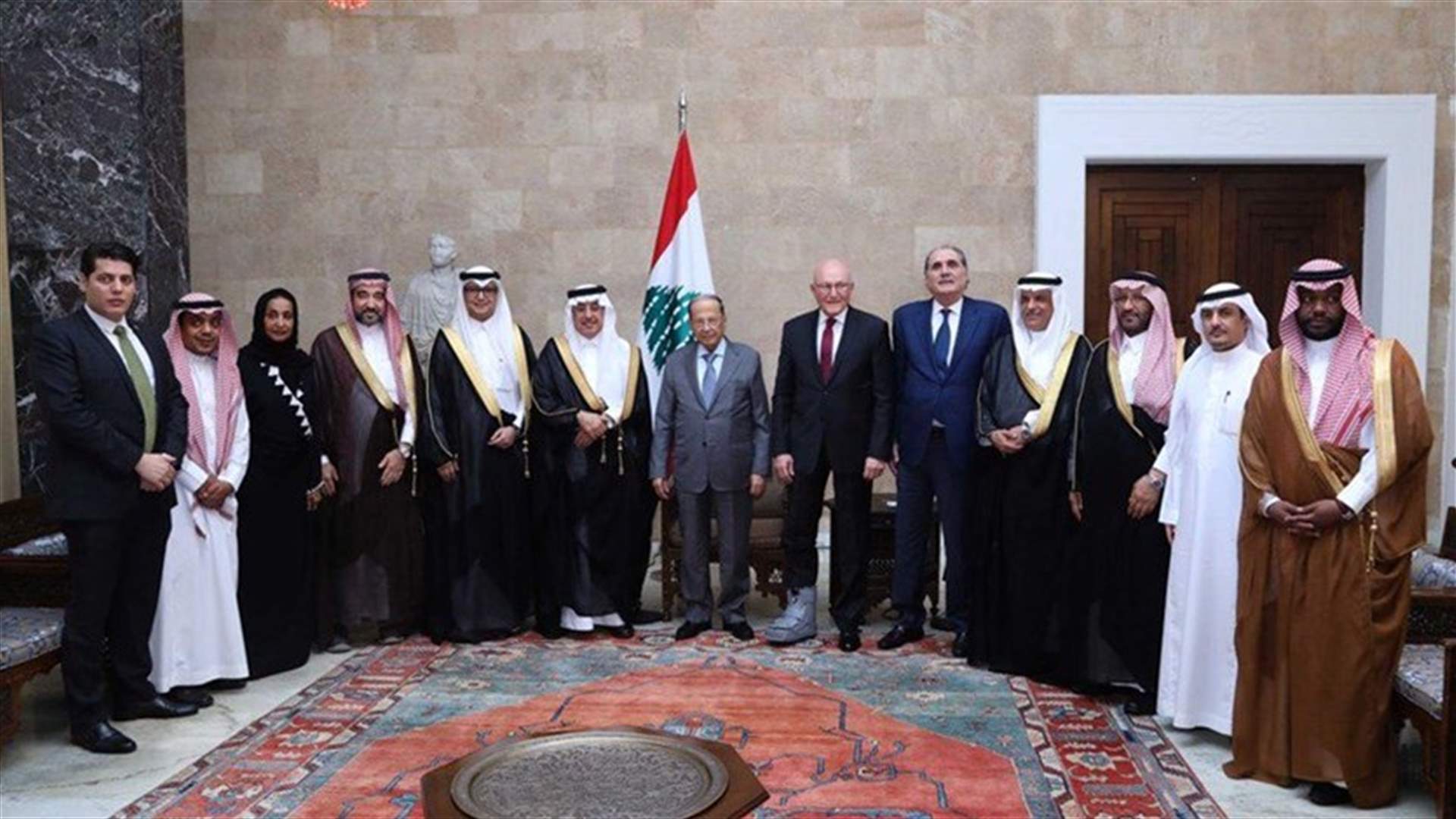 السعودية تؤكد احتضان لبنان والحرص على الاستقرار فيه (الراي)