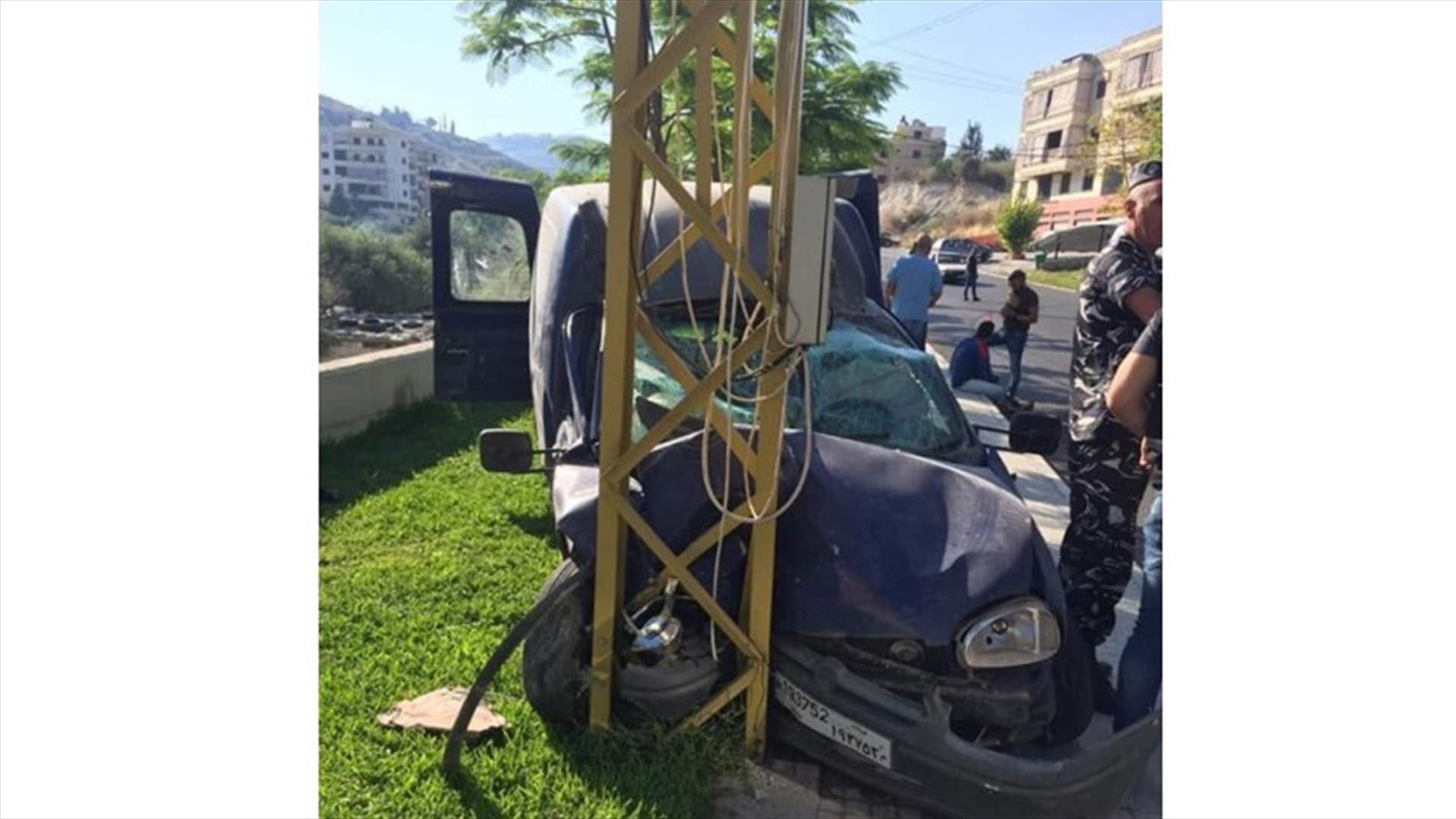قتيل بحادث مروع على طريق عين الدلب