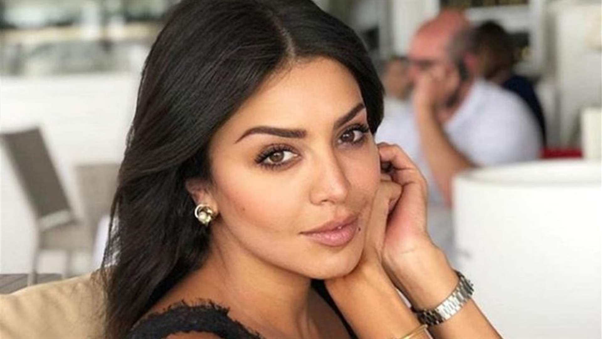 أمل بشوشة ترقص بالخليجي على وقع زغاريد النساء (فيديو)