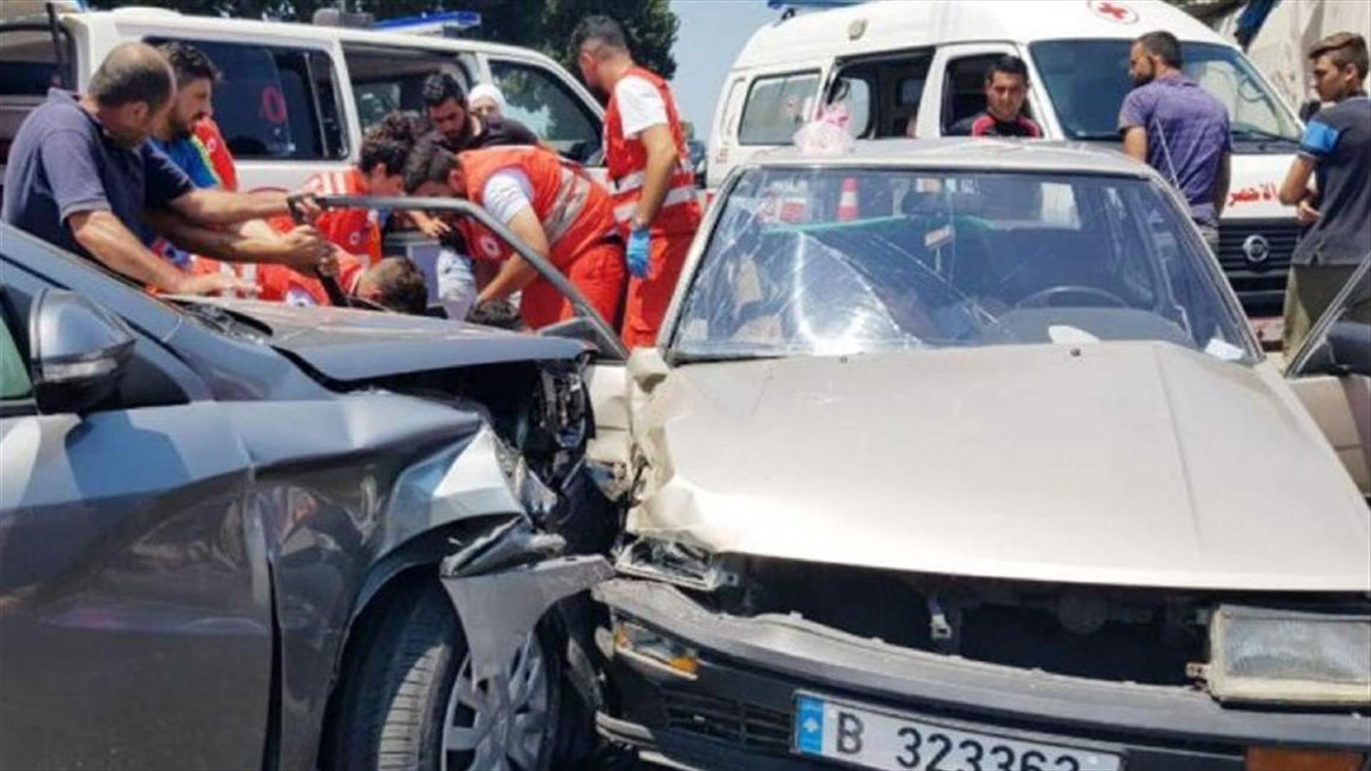 3 جرحى في حادث سير على طريق صور