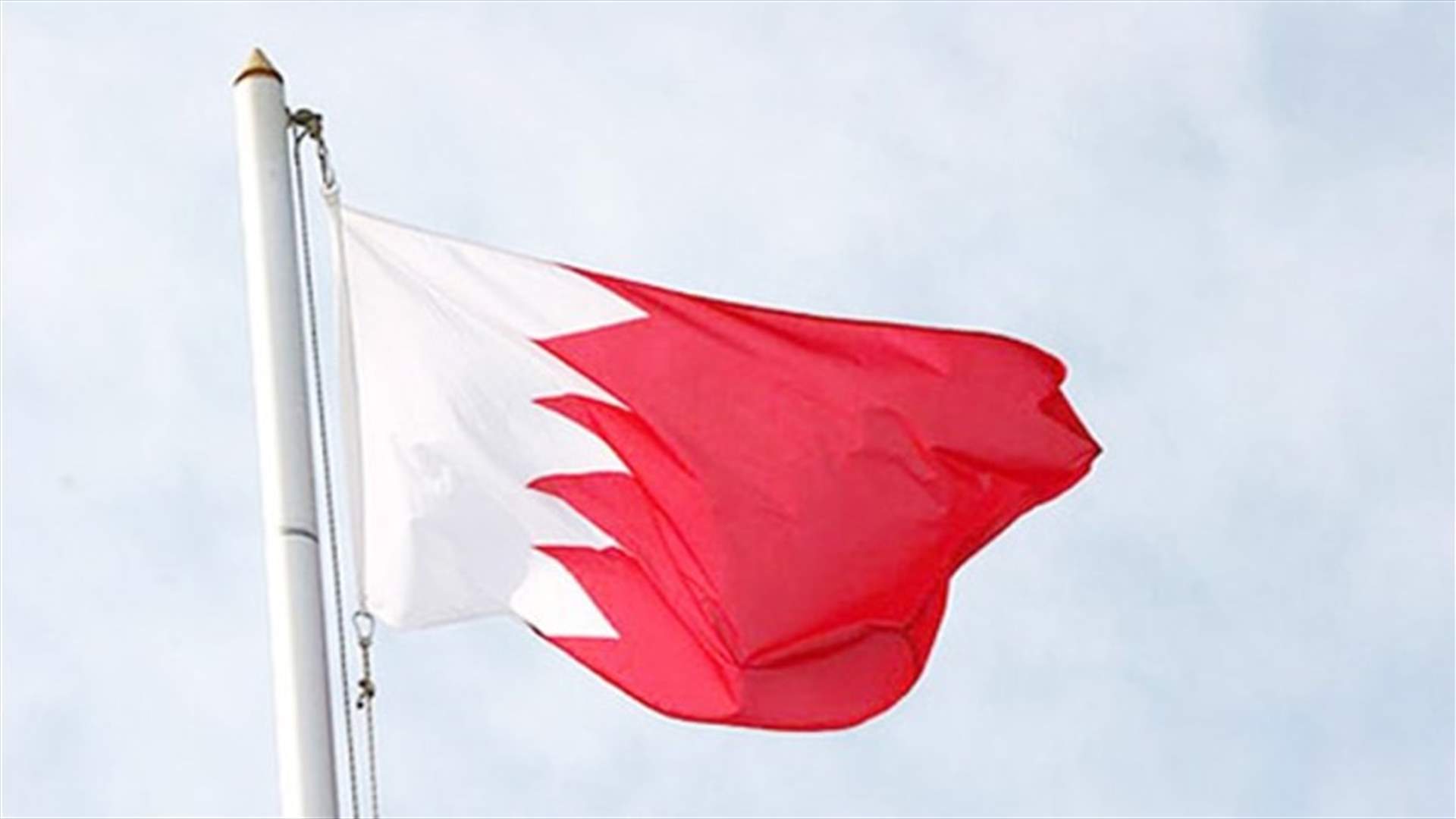 البحرين تستدعي سفيرها بالعراق بعد اقتحام متظاهرين للسفارة