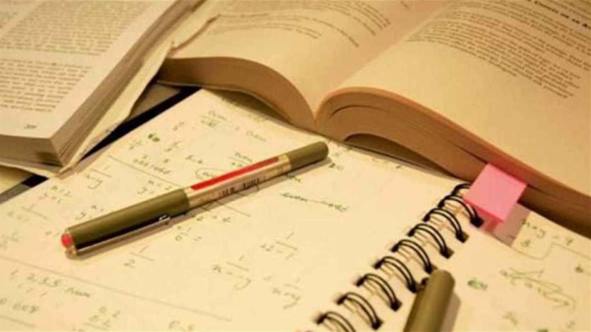 عائلة آل سيف تنفي إقدام أحد أبنائها على الإنتحار لرسوبه في "البريفيه"