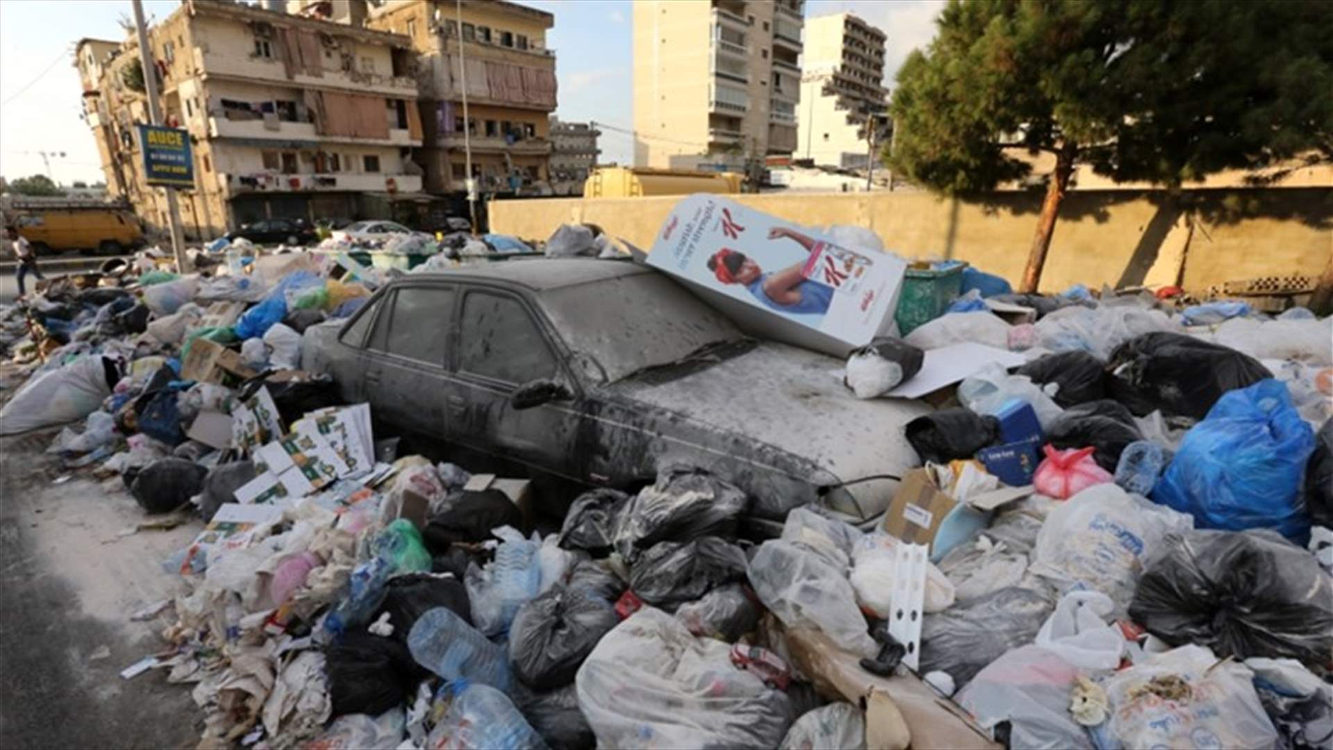 هل أزمة النفايات في المنية "مفتعلة" لإقالة البلدية؟ (الأخبار)