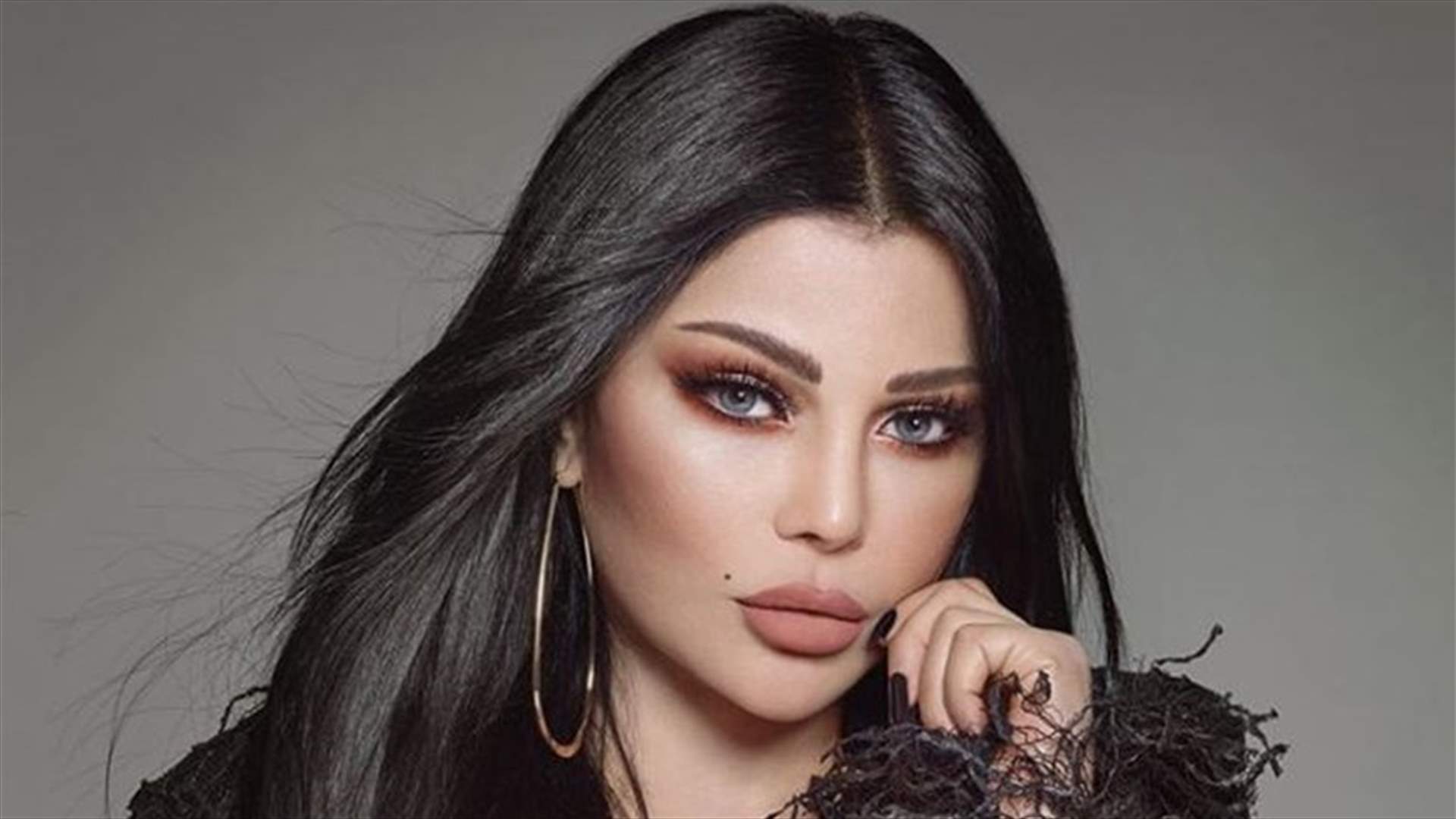 إيرانيّة تقاضي هيفاء وهبي بسبب الشبه بينهما: تعرّضت للخطف بسببها!