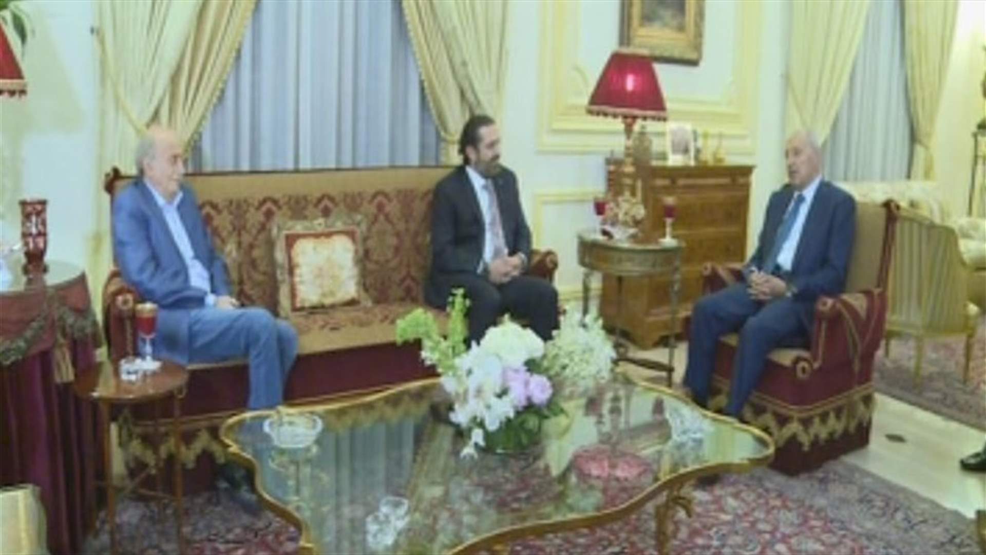 الحريري وجنبلاط في عين التينة تلبية لدعوة بري الى العشاء (صور)
