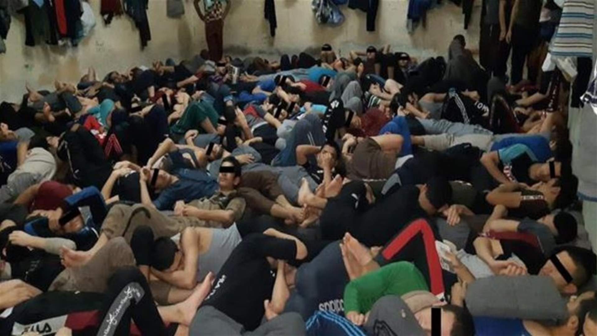 احتجاز الآلاف في ظروف "مهينة" في سجون العراق