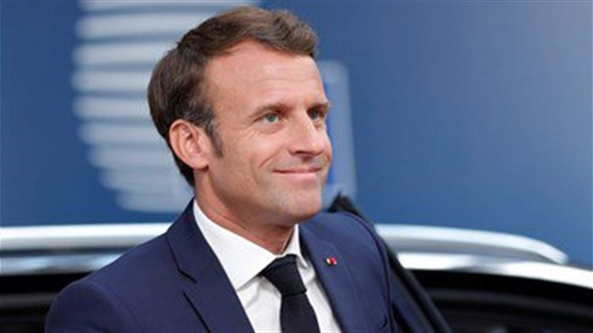 Macron warns Rouhani of consequences if nuclear deal weakened