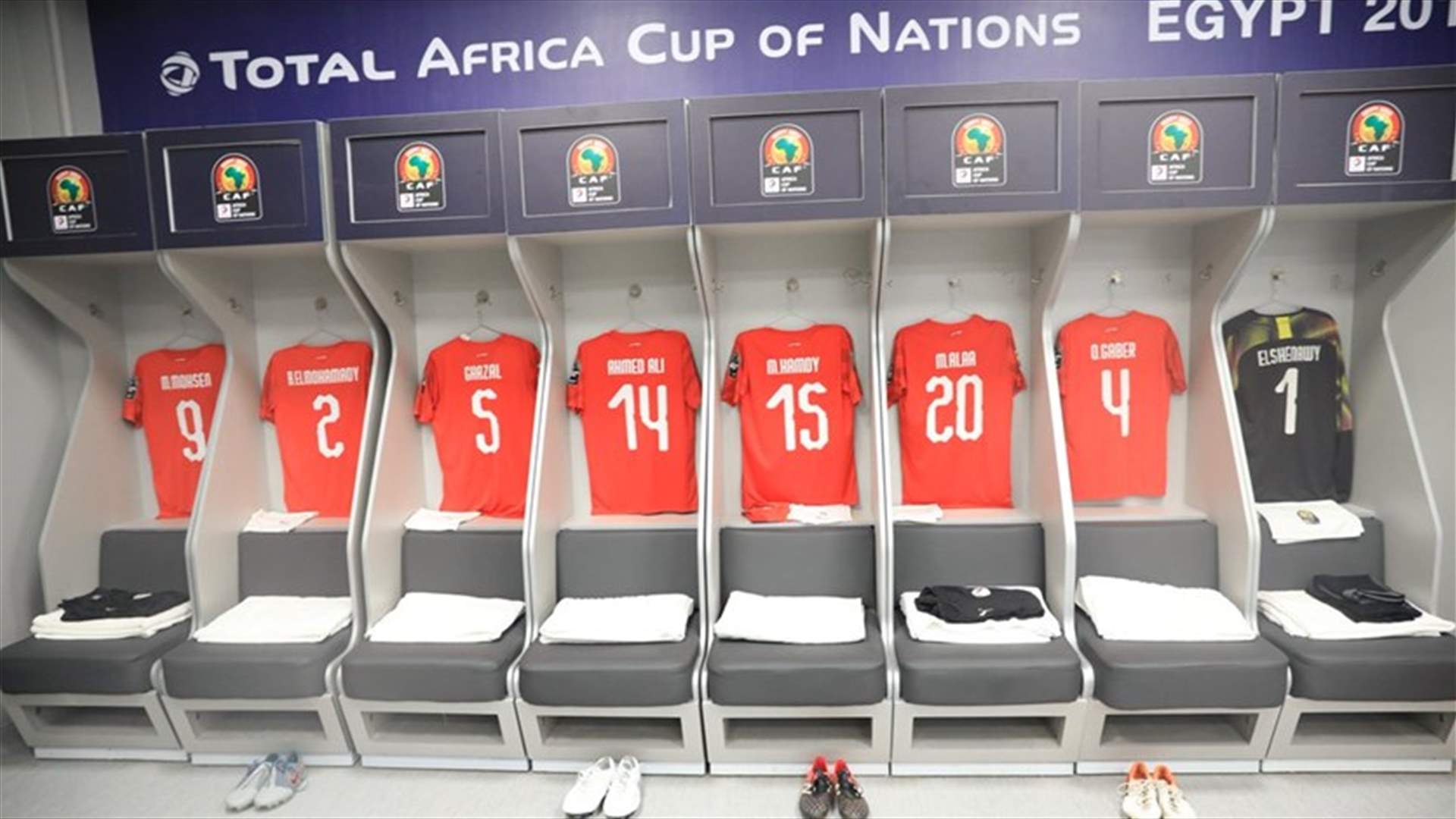 مساعد خافيير أجيري يعتذر للجماهير المصرية بعد صدمة الخروج من كأس الأمم الافريقية