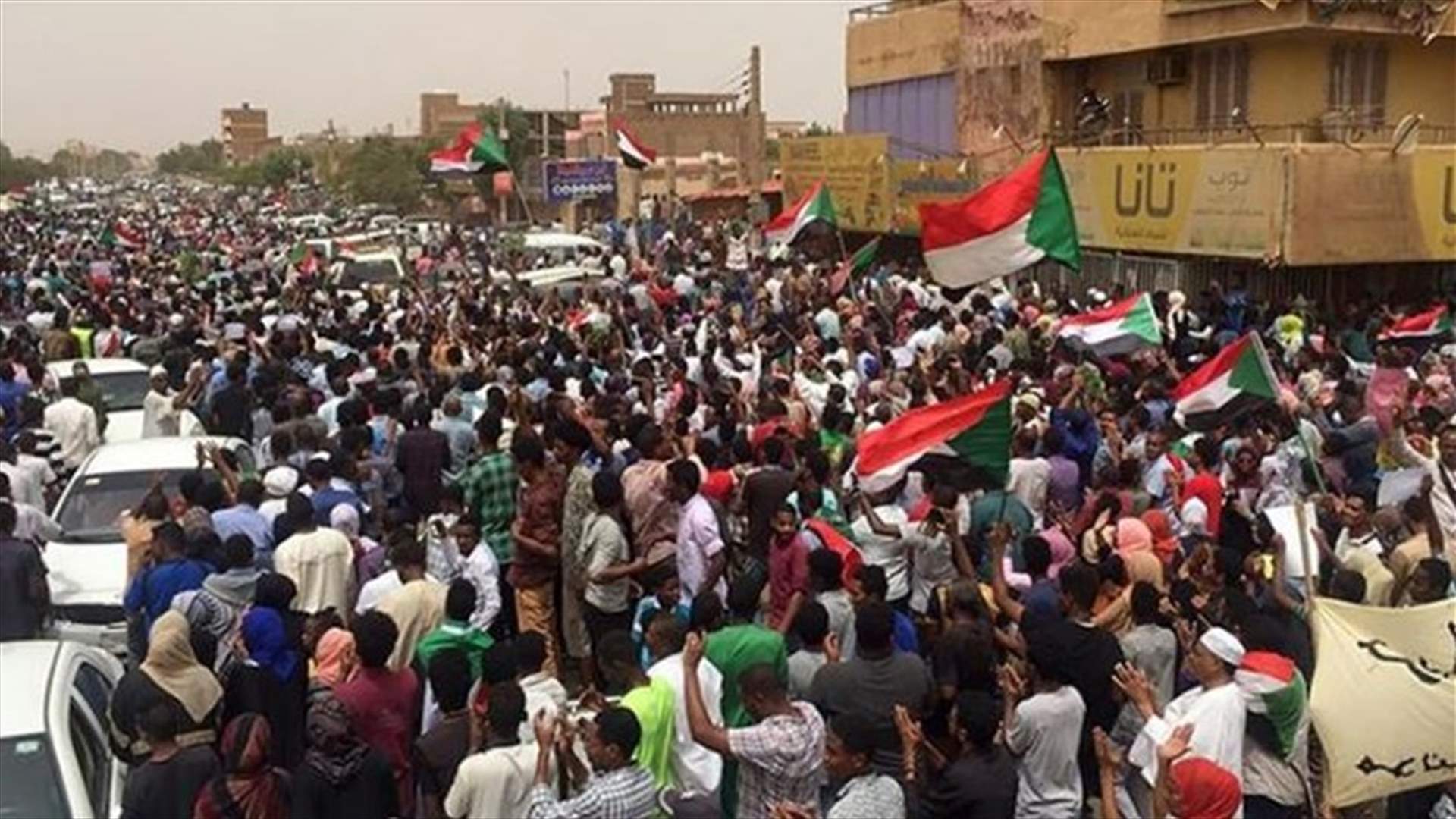 عودة خدمة الإنترنت على الهواتف المحمولة في السودان