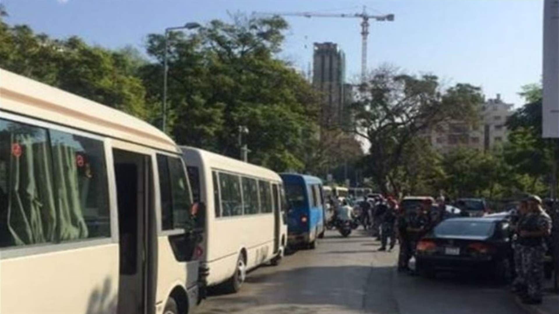 تعليق إضراب اتحادات ونقابات قطاع النقل البري
