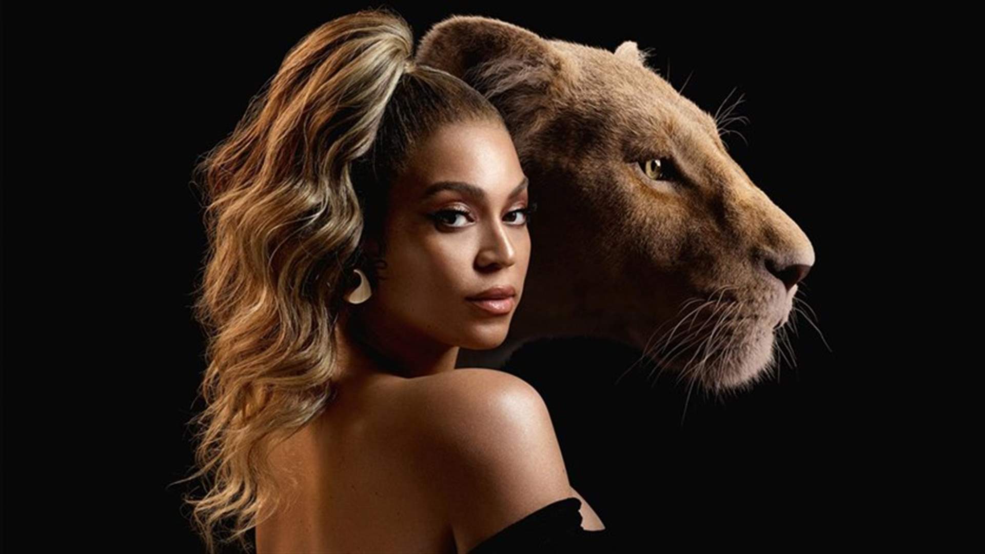 بيونسيه وابنتها بإطلالة متناسقة على السجادة الحمراء لفيلم The Lion King (صور)