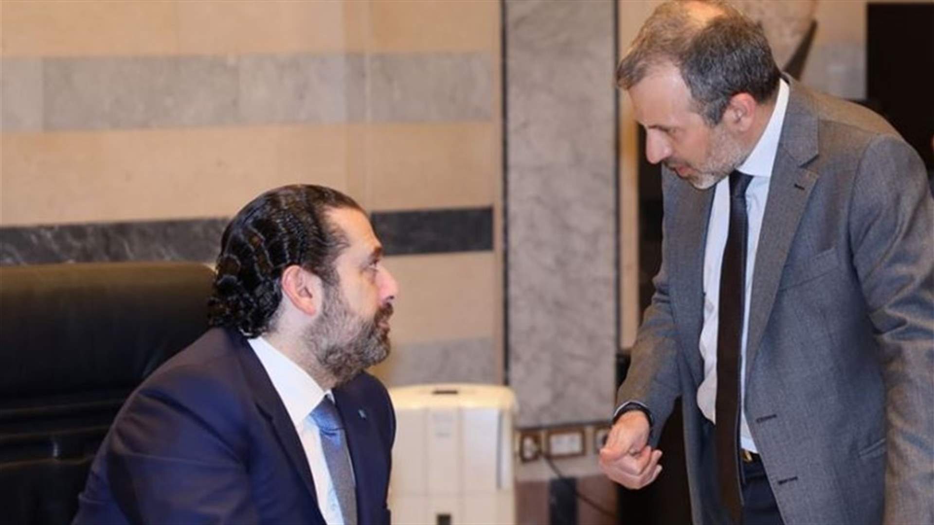 على ماذا تركز البحث خلال اجتماع الحريري - باسيل؟ (الأخبار)
