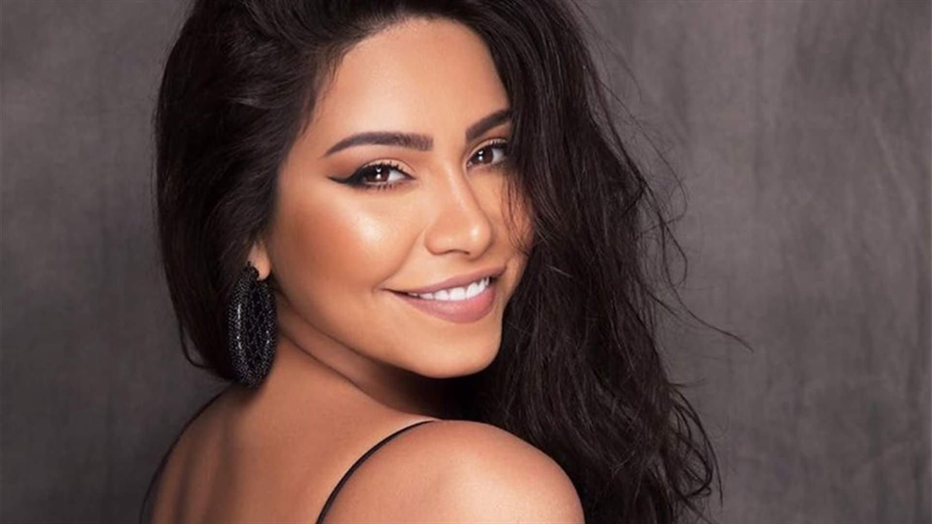 شيرين عبد الوهاب تتجاهل شائعة مرضها... وهل أخفت بطنها؟ (صورة)
