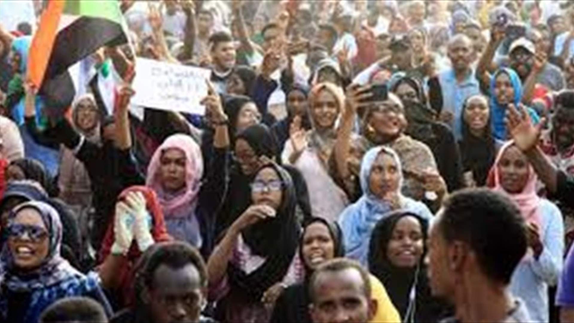 قتيل في مواجهات بين متظاهرين وعناصر أمنيين في السودان