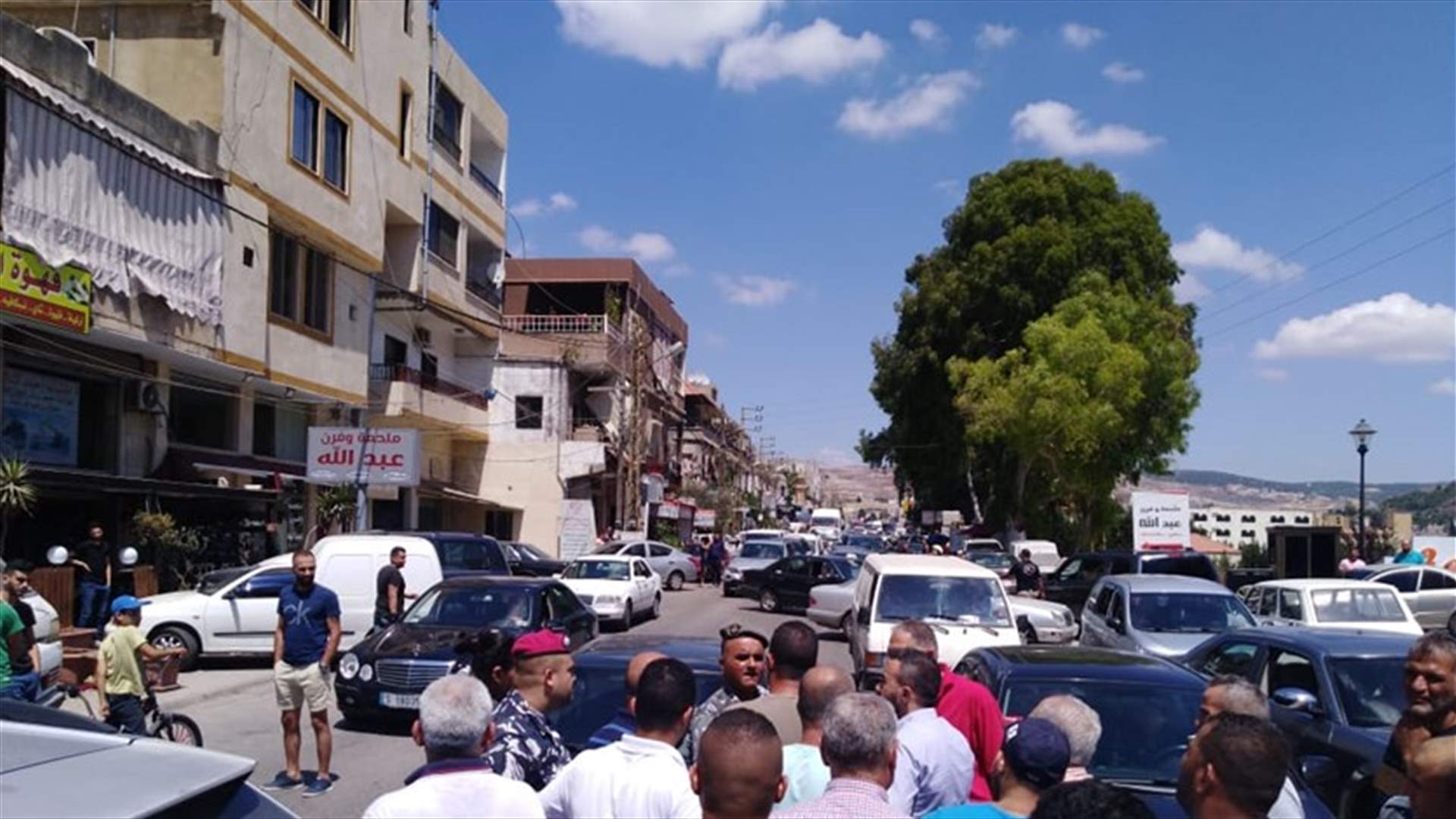 اعتصام لأهالي حي كسار زعتر في النبطية احتجاجًا على تقسيم الكهرباء (صور)