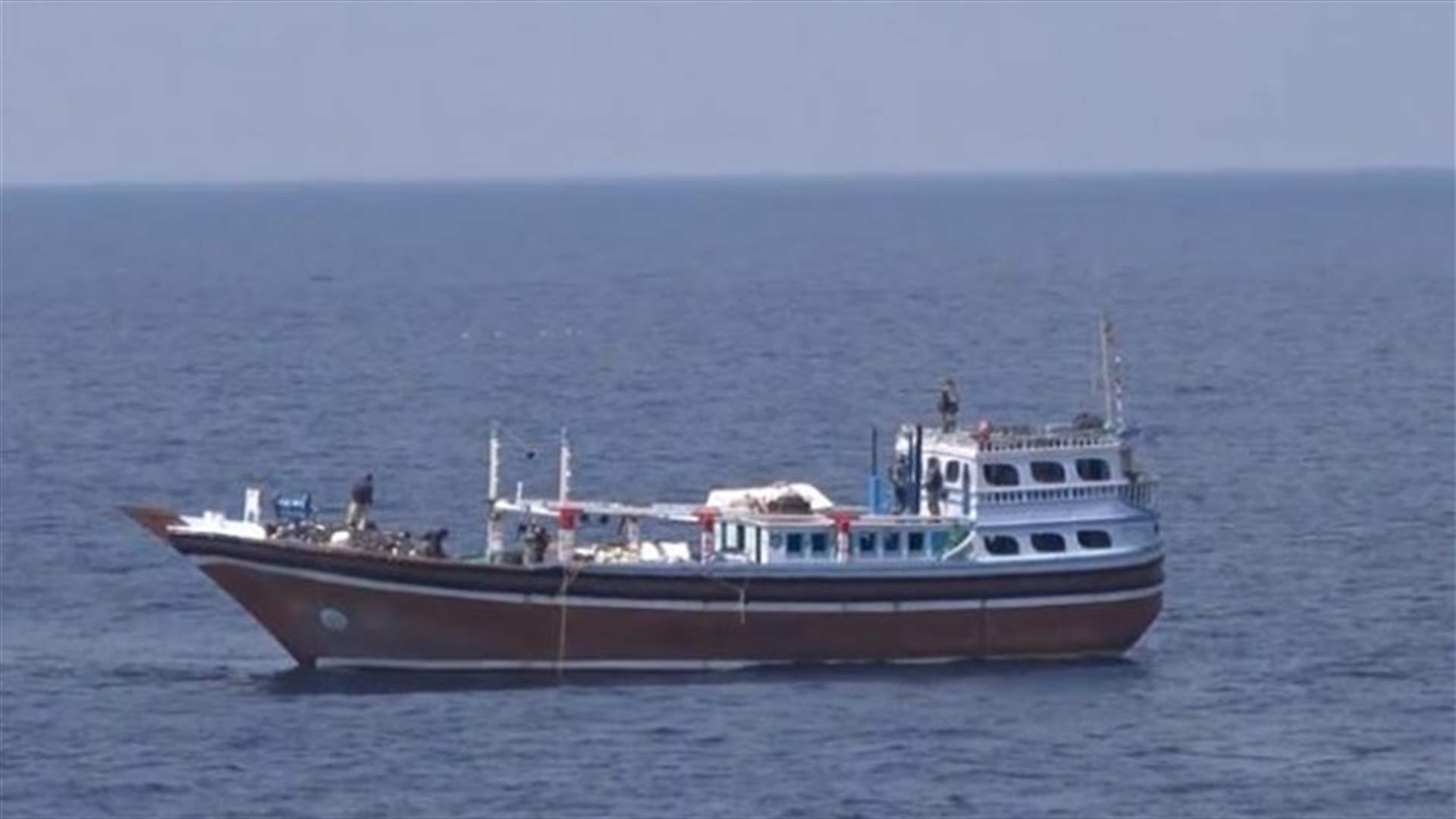 السعودية نقلت أحد أفراد طاقم سفينة إيرانية إلى سلطنة عمان