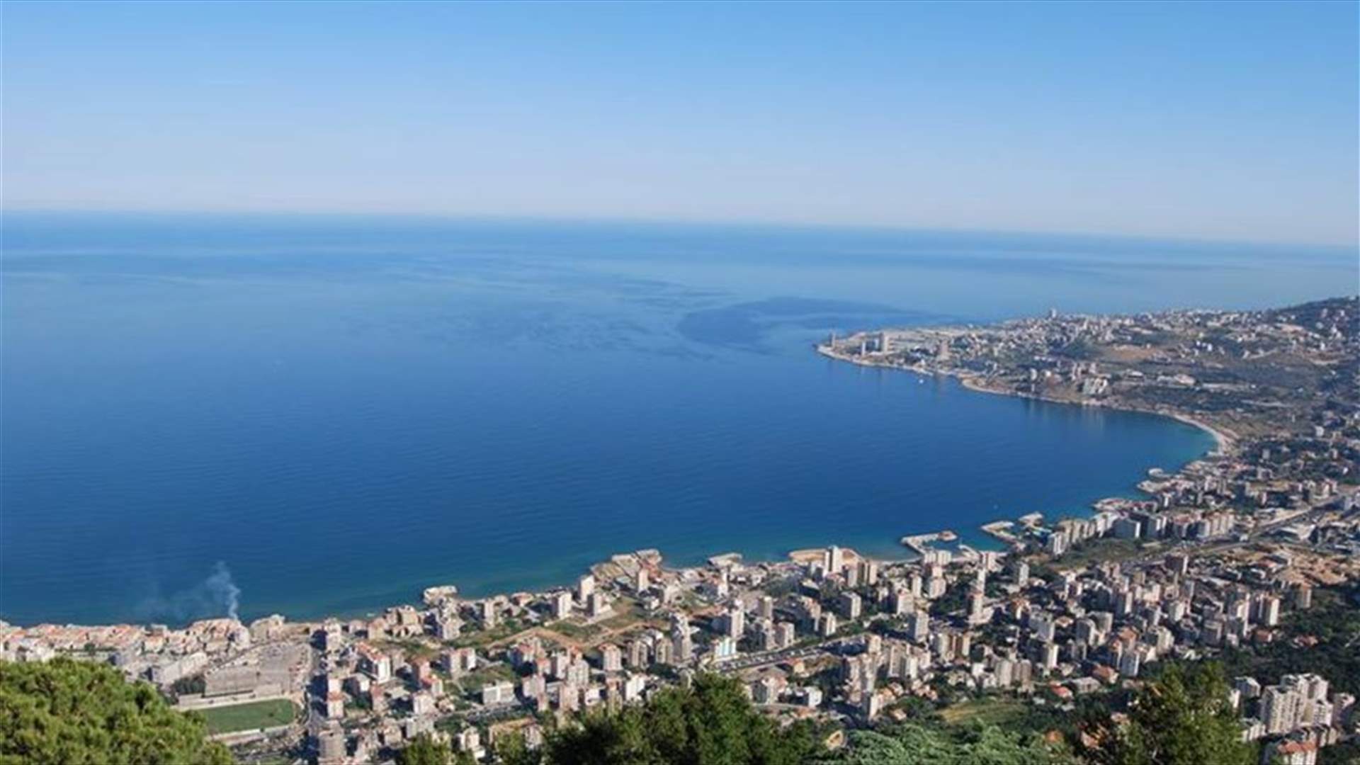 غريقان على شاطئ حارة صخر في جونية...