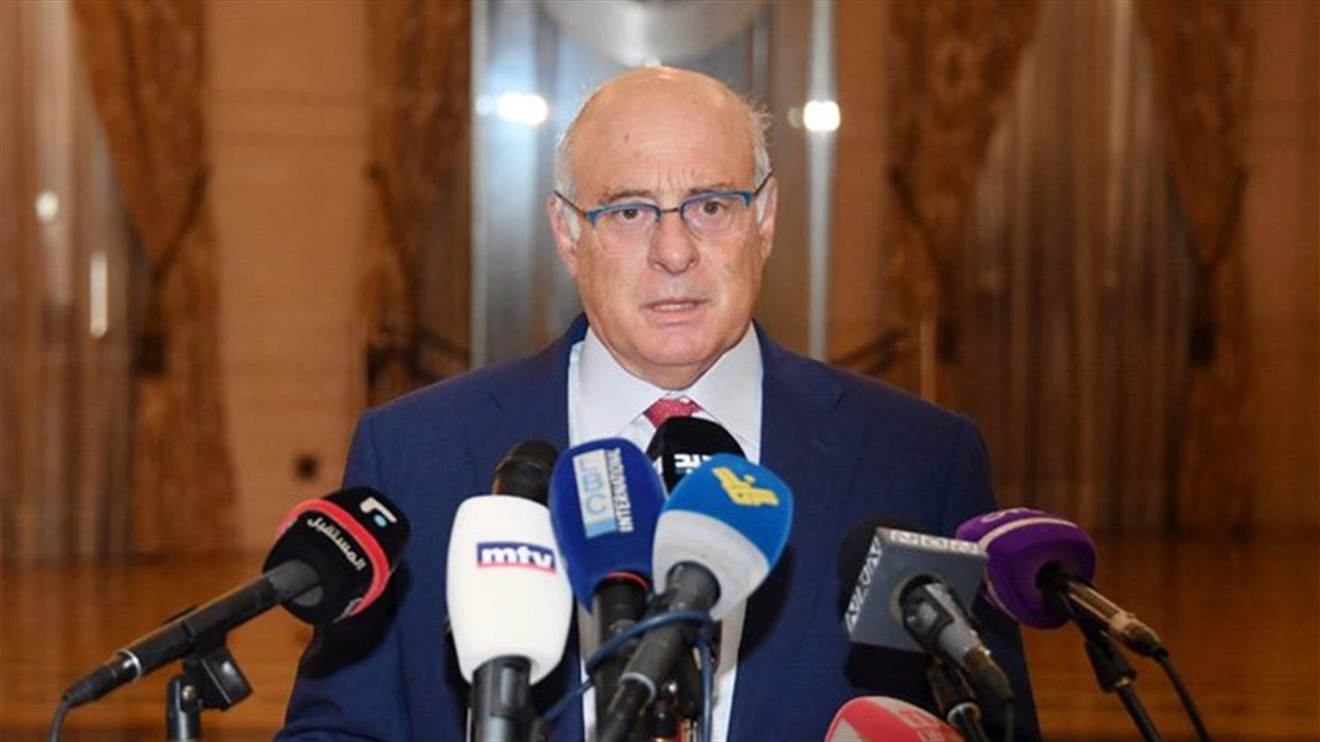 أبوسليمان لـ"الحياة": للاجئ الفلسطيني امتيازات