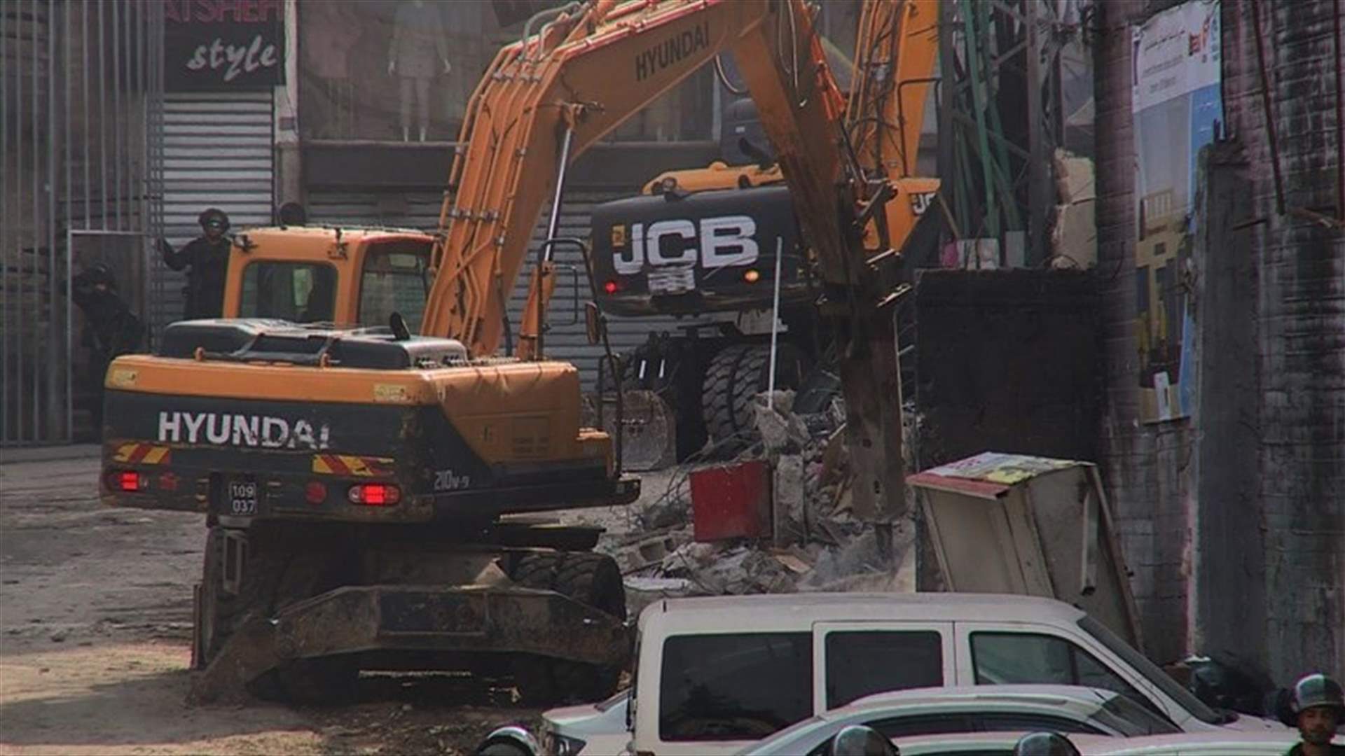 Israel begins to demolish homes on Jerusalem outskirts, stoking Palestinian fears