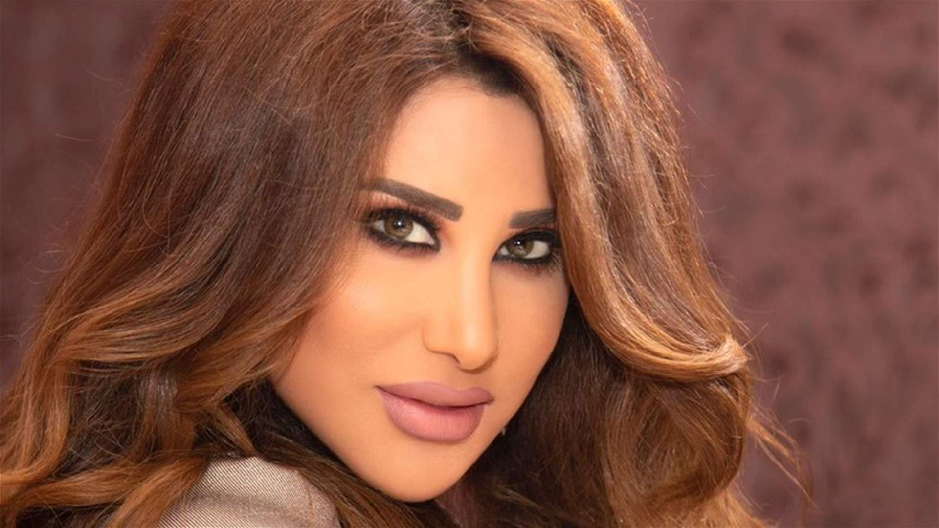 نجوى كرم تُعدّل فستانها من توقيع رامي قاضي لحفلها في السعودية