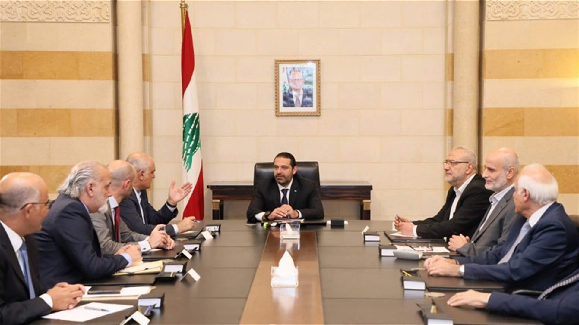 تفاصيل خريطة الطريق لحل أزمة النفايات...