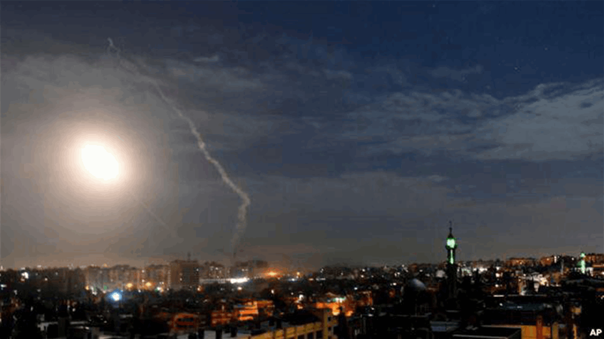 المرصد السوري يتحدث عن مقتل 6 ايرانيين في الضربات الإسرائيلية الأخيرة